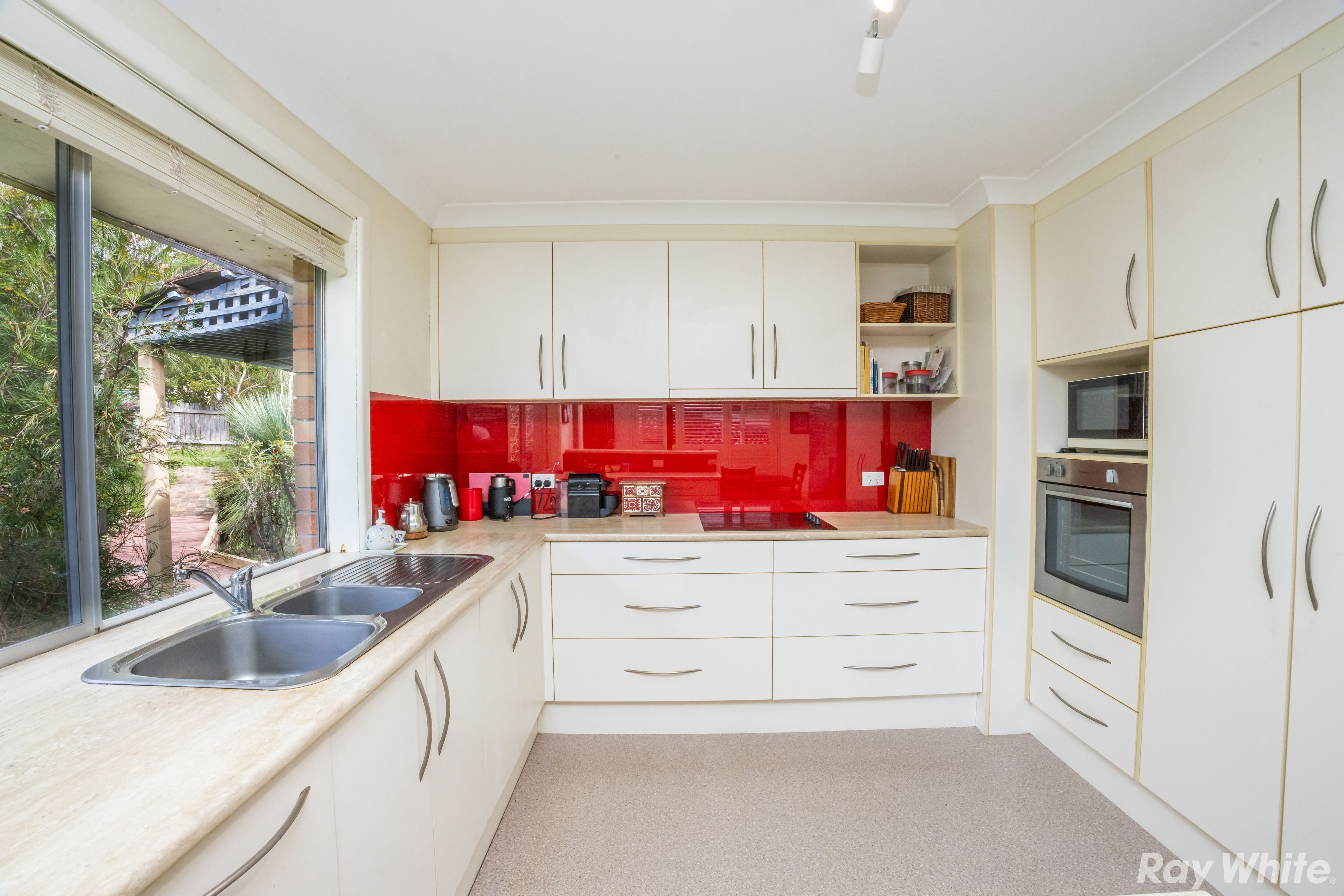 2 Adina Close — photo 5 of 13
