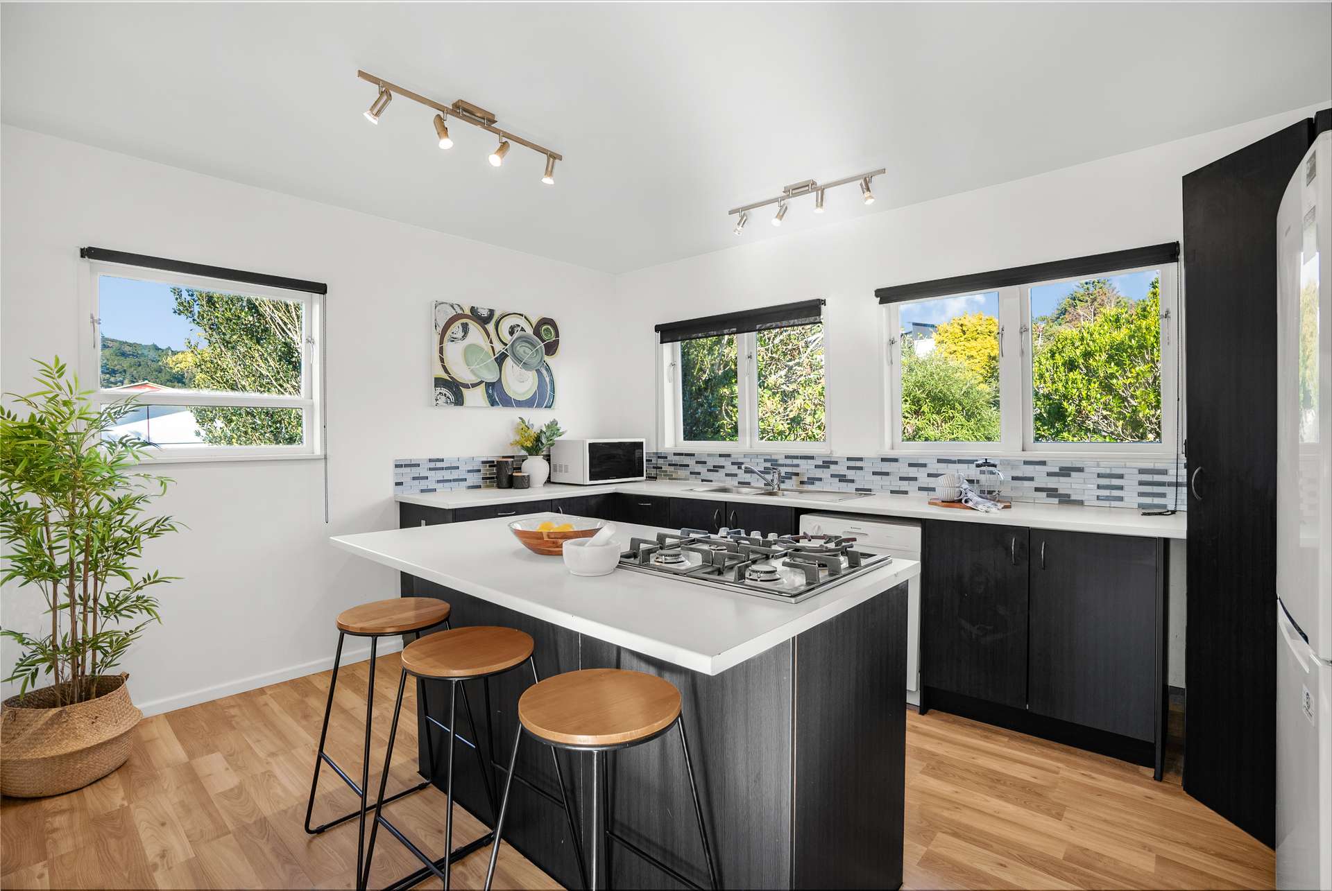 2/54 Holborn Drive photo 3