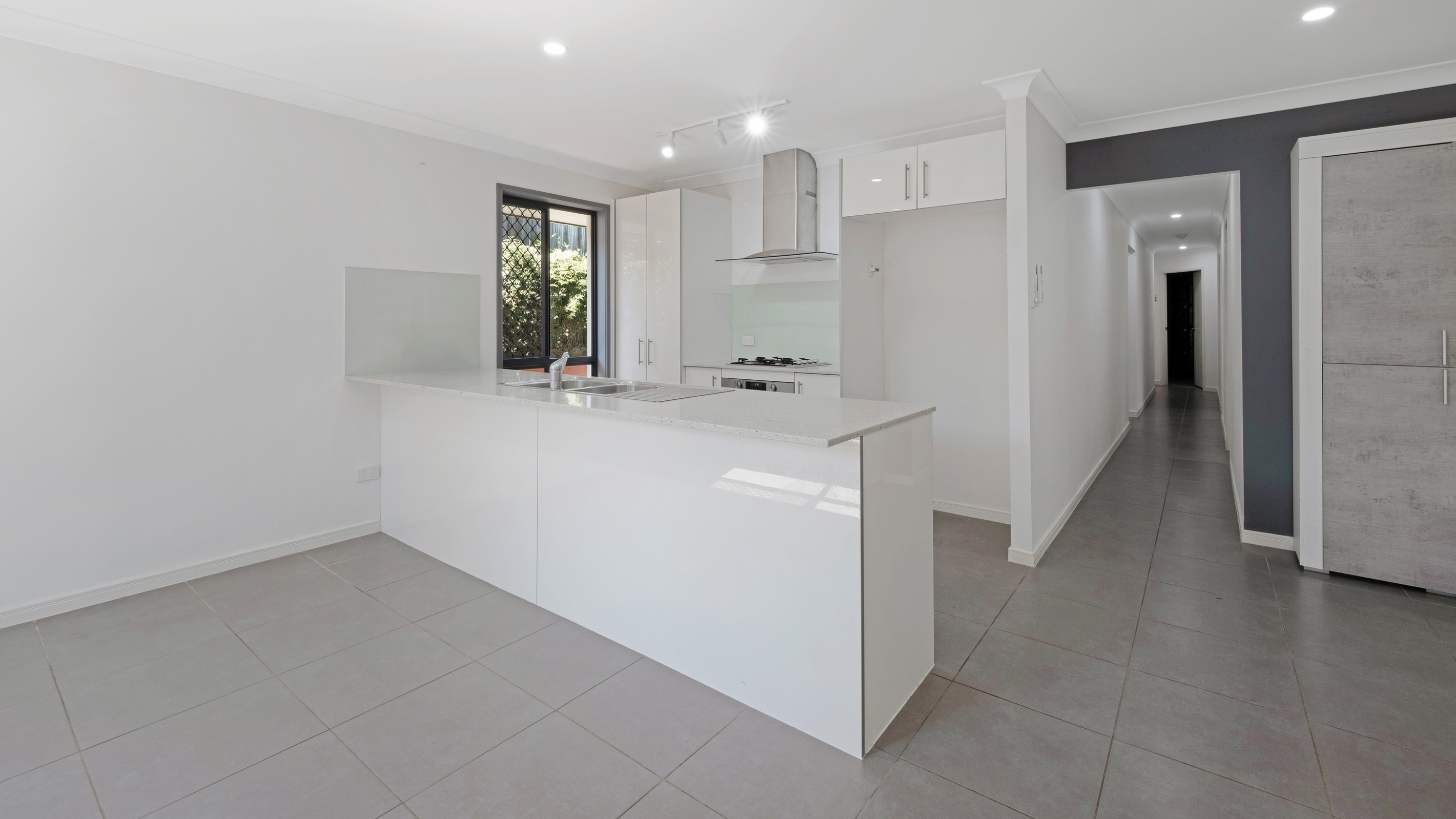 2 Cornelius Drive, Augustine Heights, QLD 4300