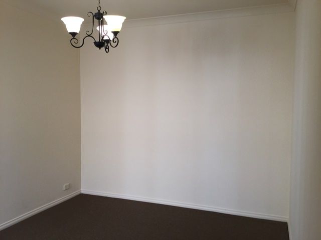14a Reo Road — photo 5 of 11