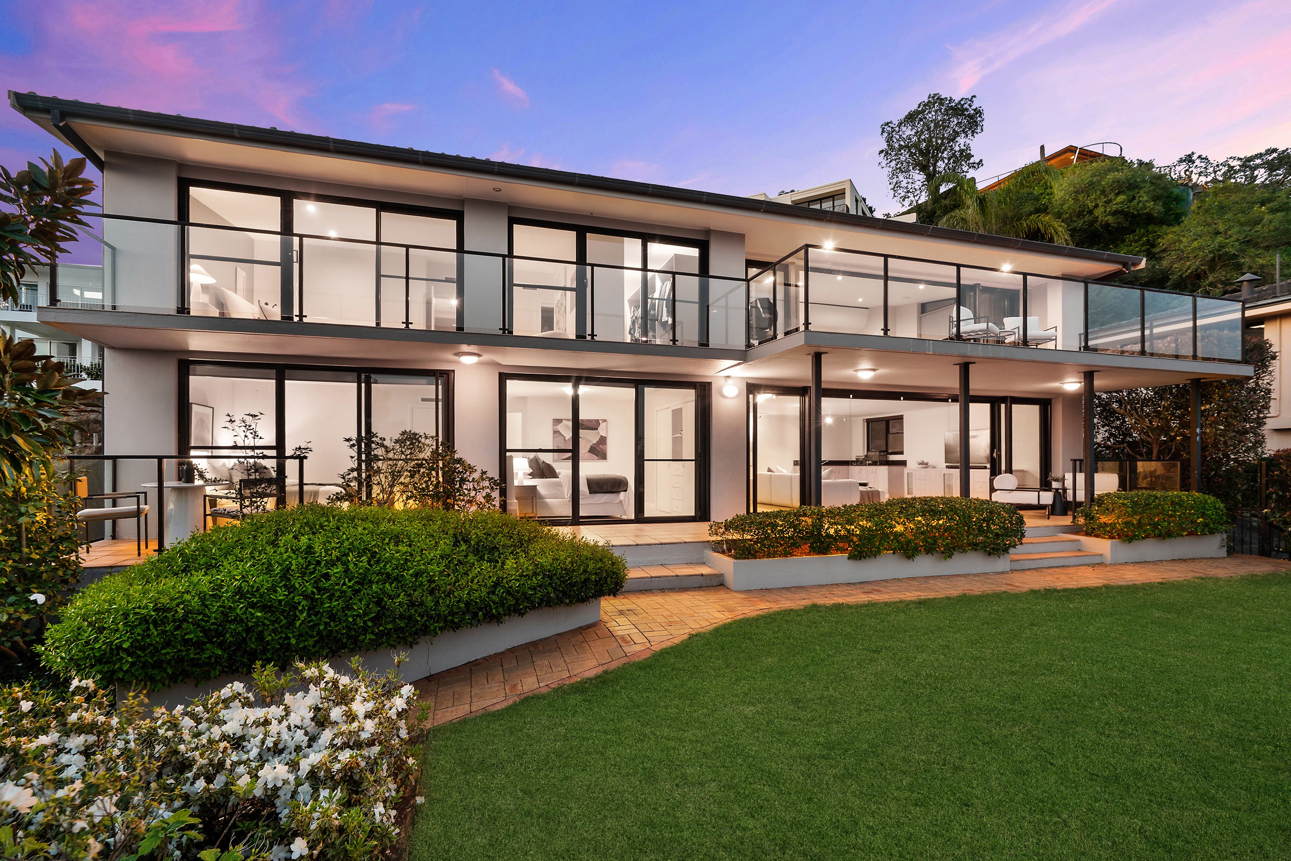10 Knight Place — photo from Ray White Northern Beaches