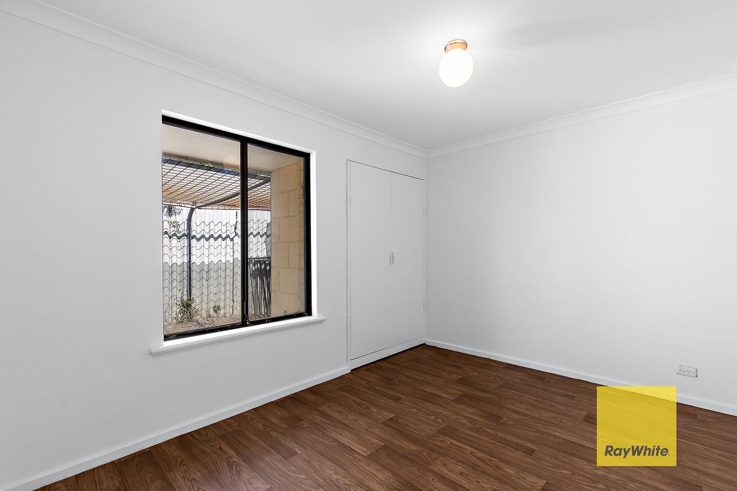 7 Irwin Close — photo 18 of 18