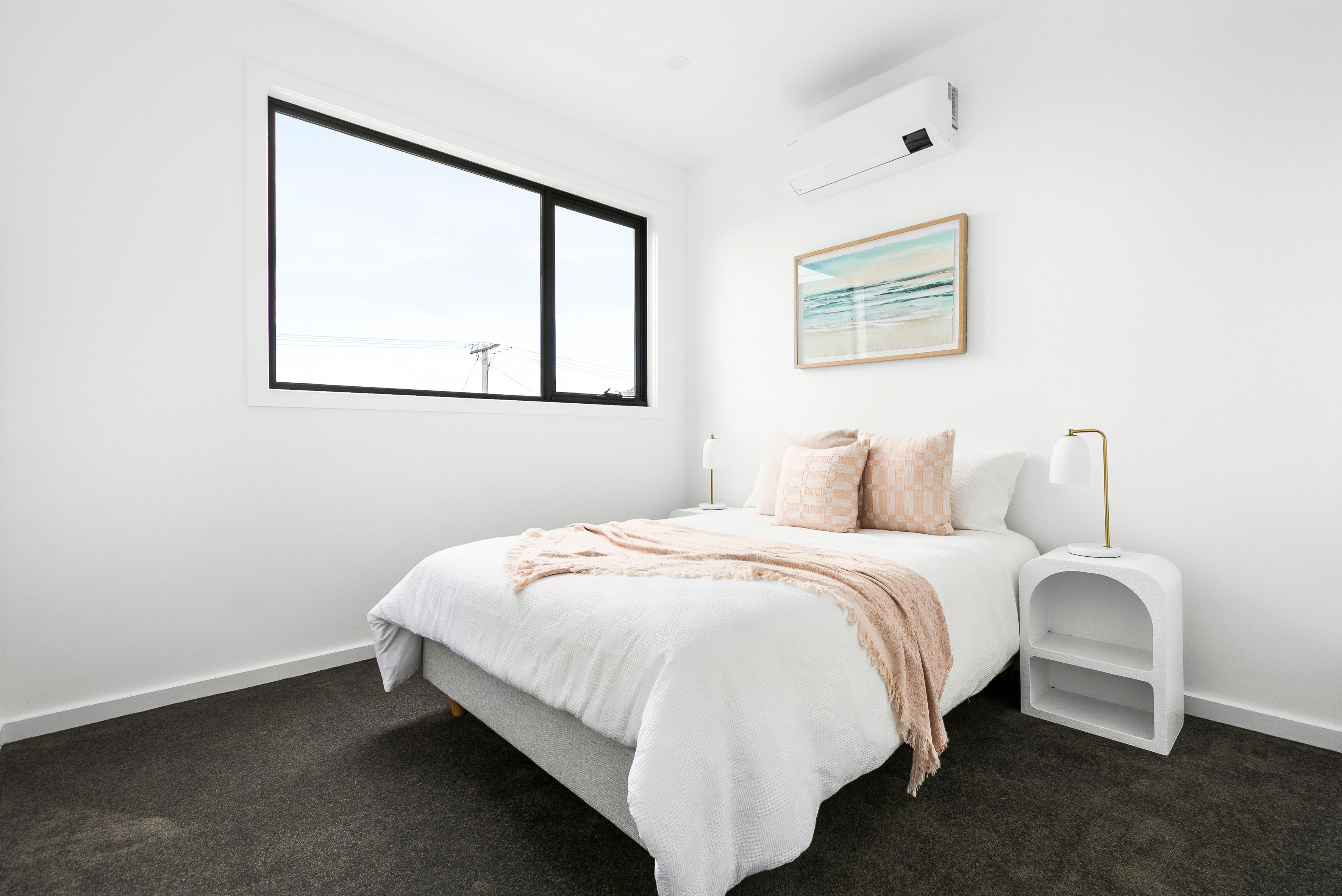 2/8 Curie Avenue — photo 11 of 15