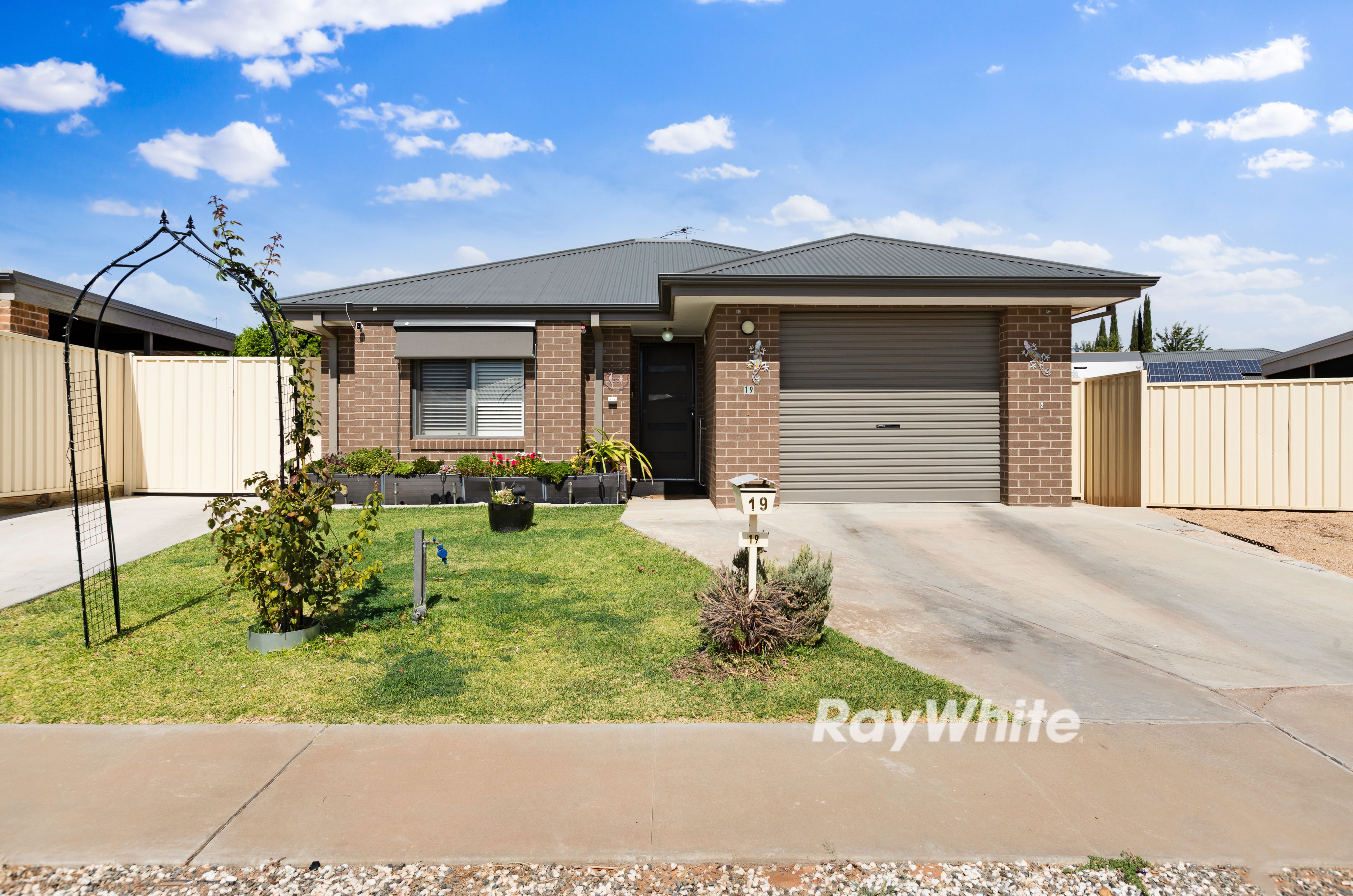 19 Lavender Rise, Red Cliffs VIC 3496