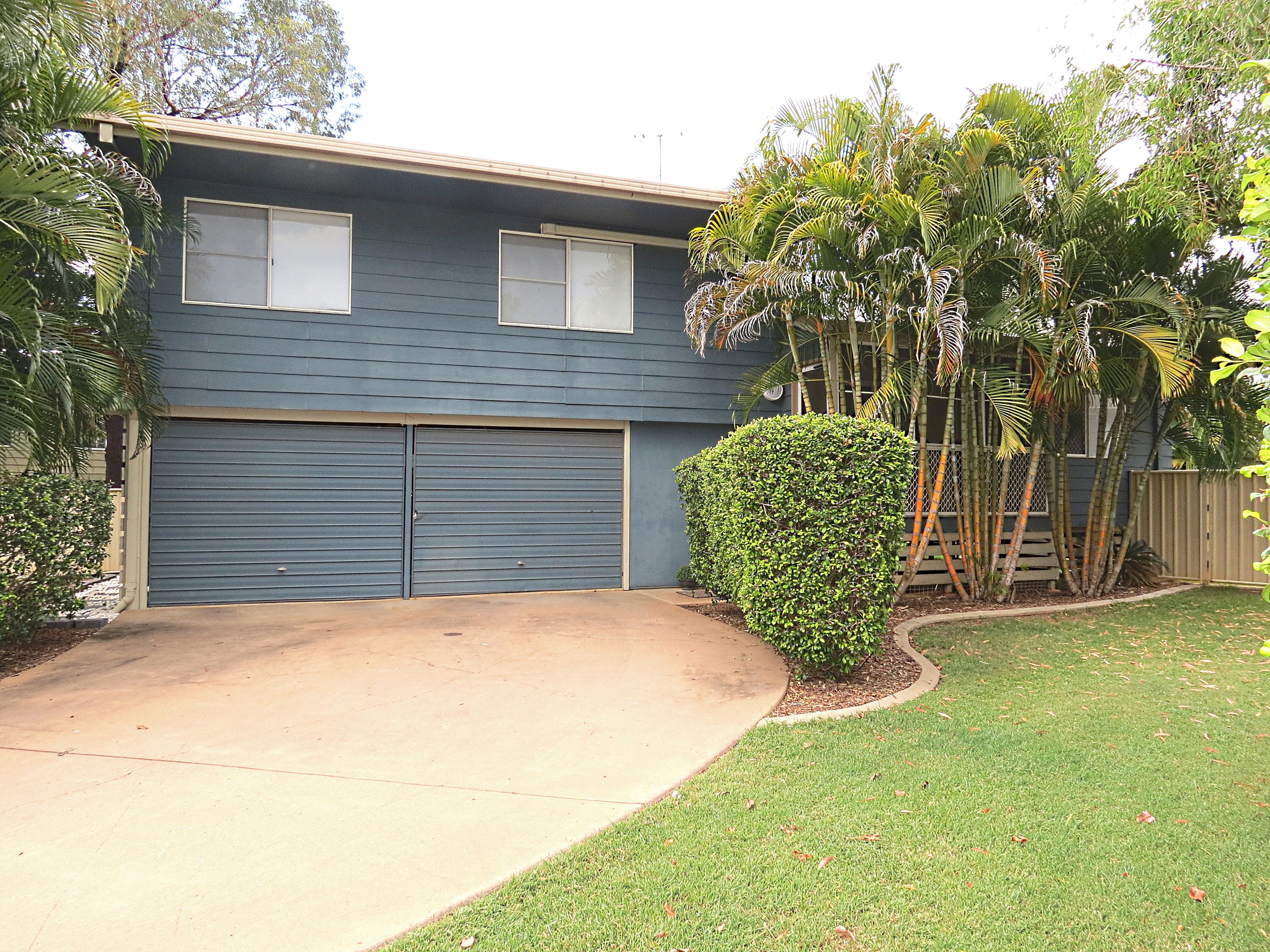 10 Barry Street, Emerald QLD 4720