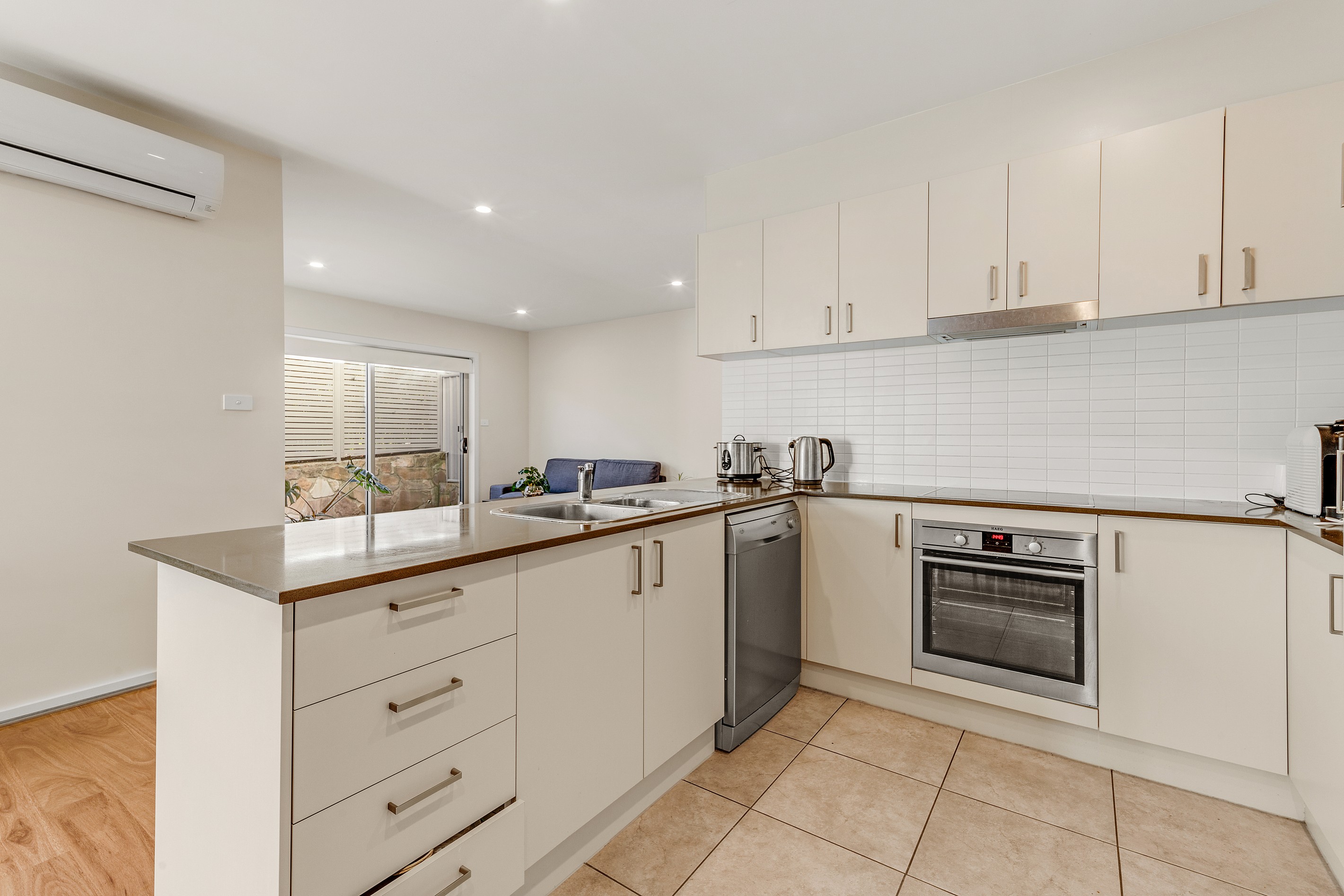49/1 Bakewell Street, COOMBS, ACT 2611