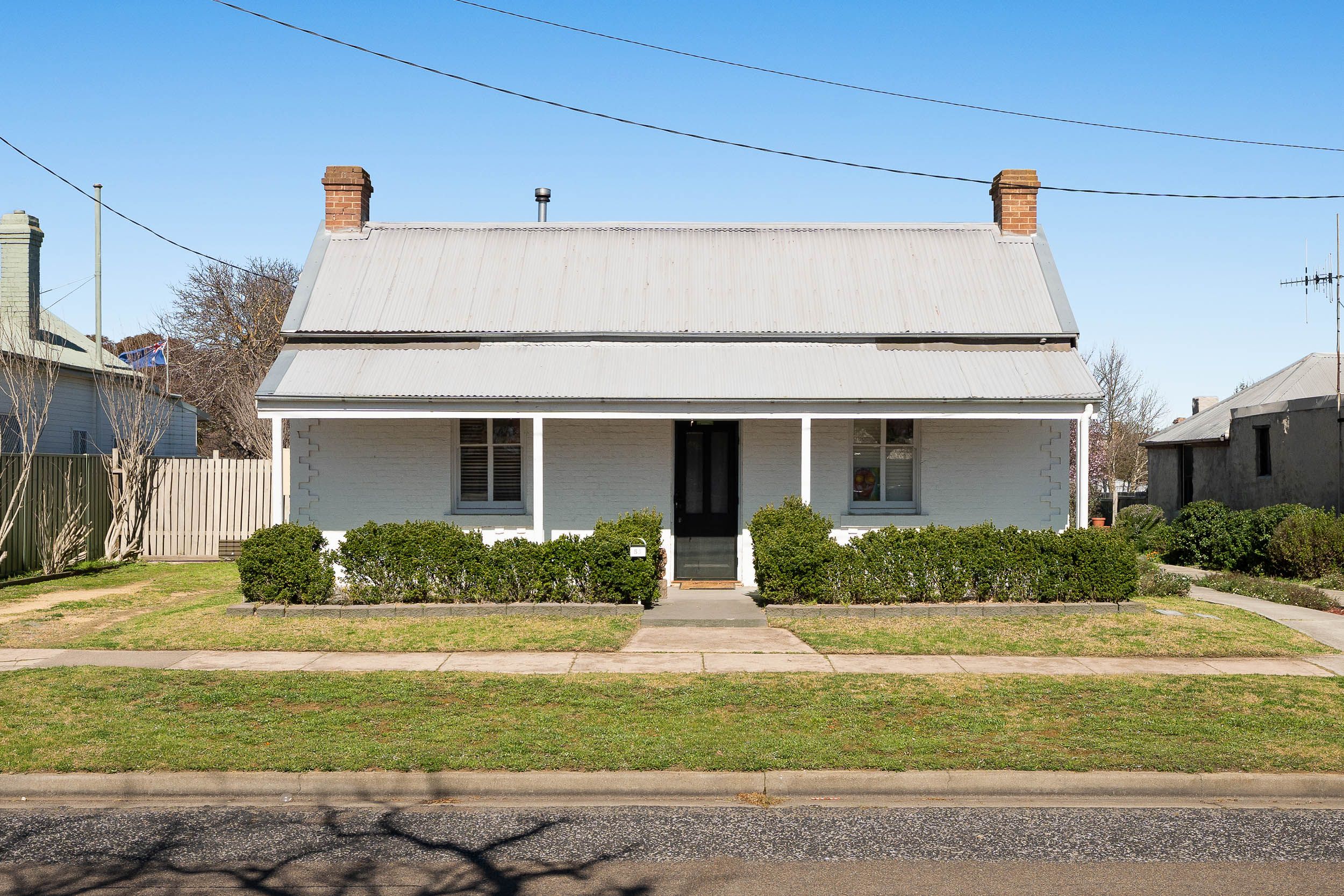 53 Grafton Street — photo from Ray White Goulburn