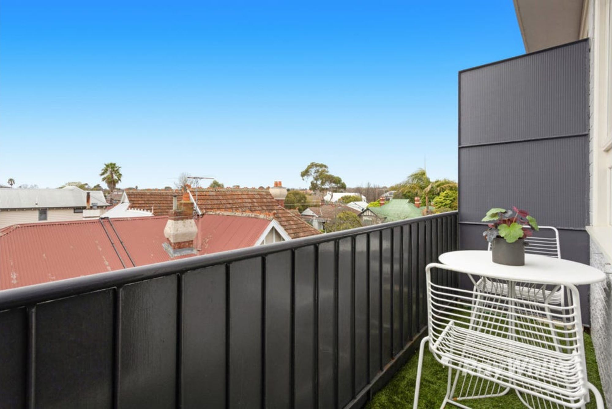 11/11 Johnstone Street — photo 6 of 7