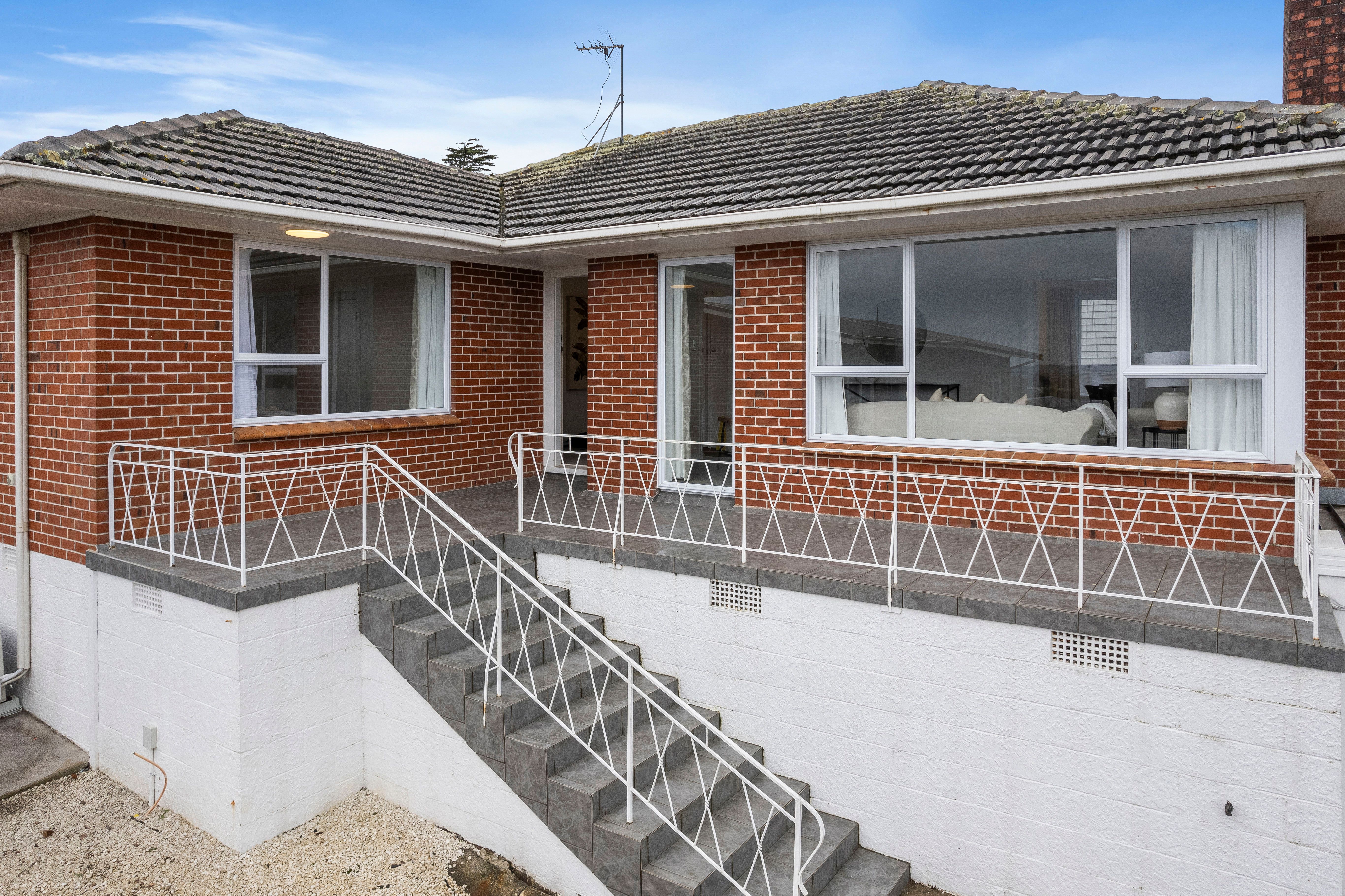 2/9 Howe Street, Howick, Manukau City