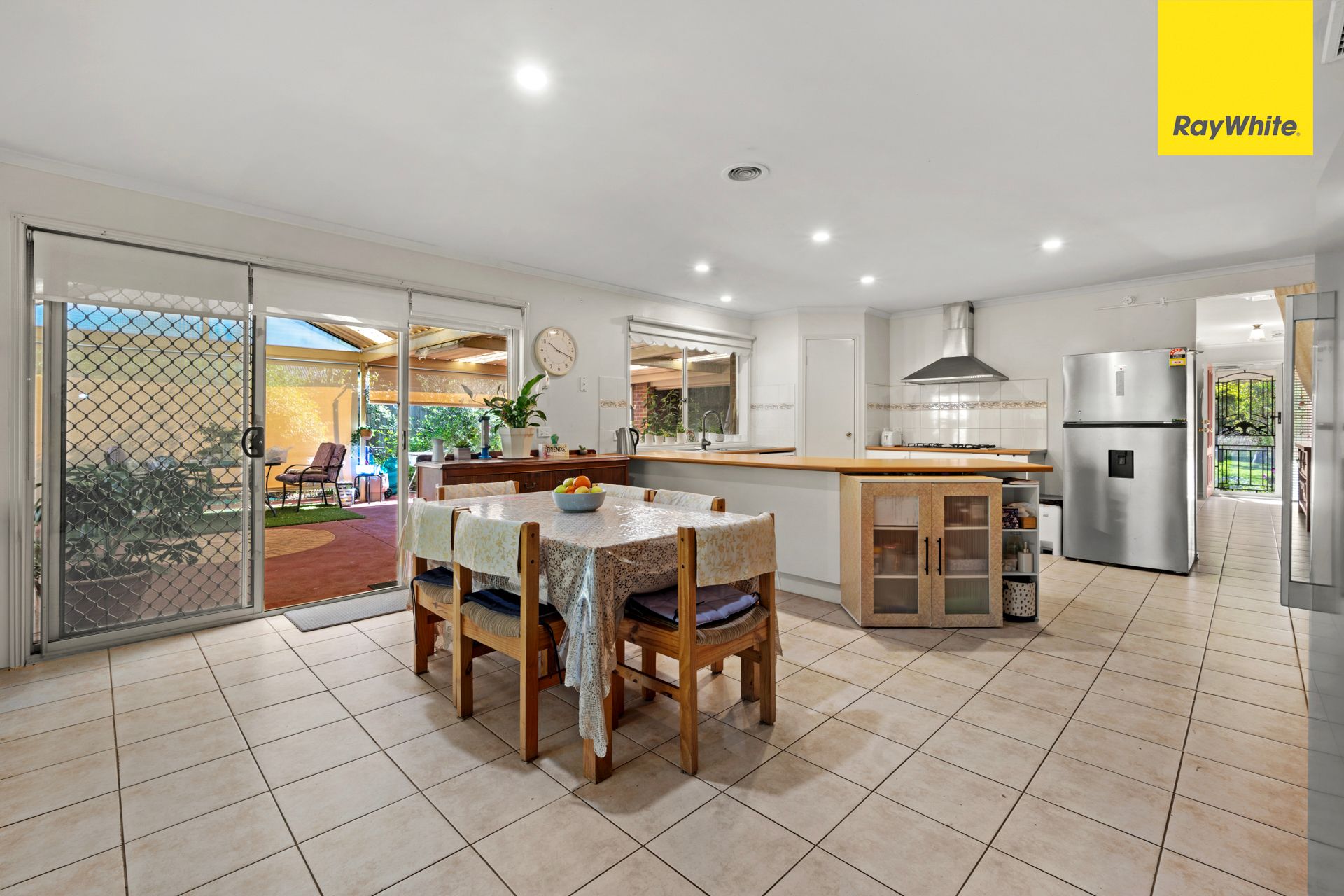 7 Hollydale Court — photo 12 of 21