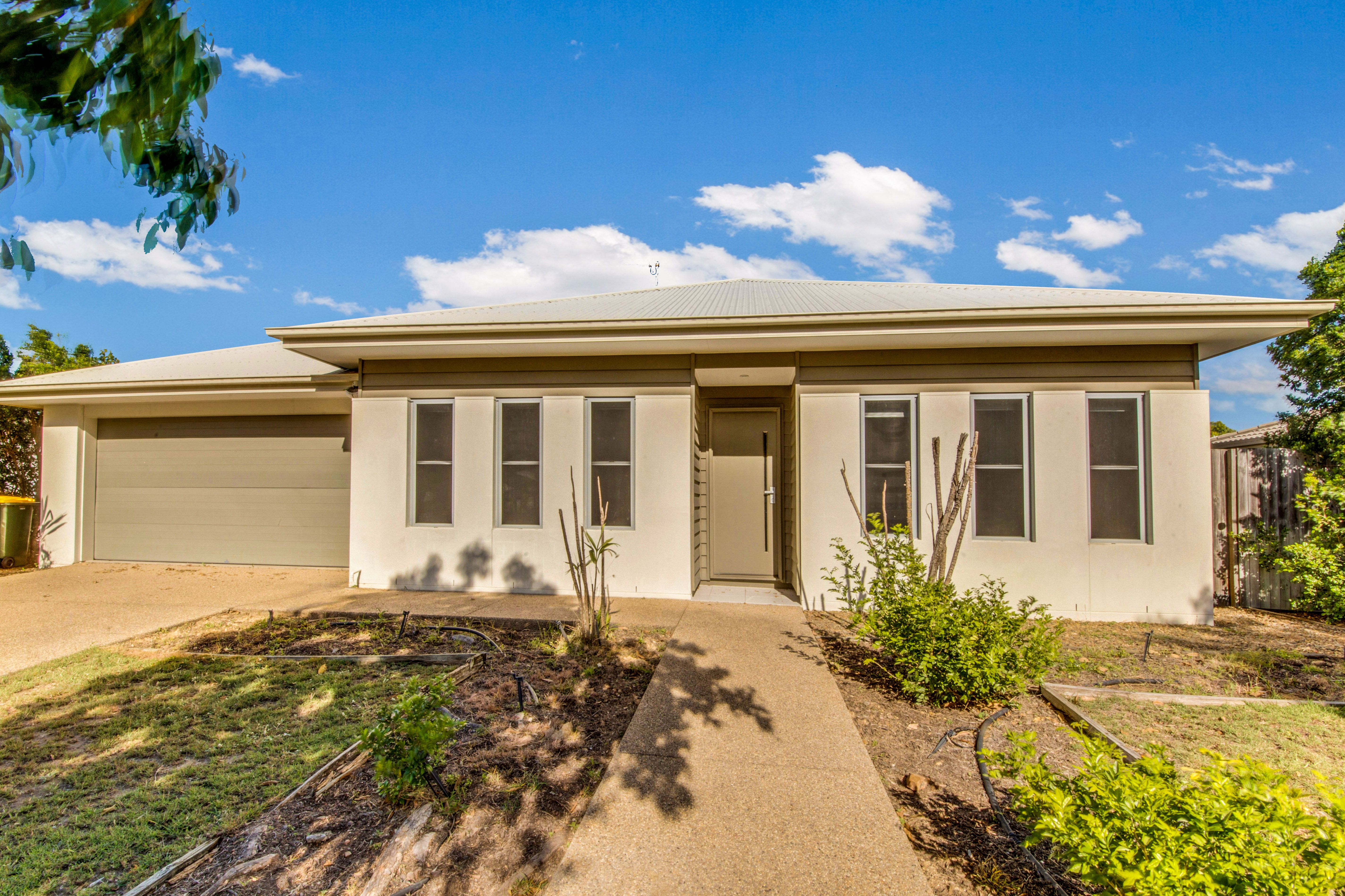75 Koowin Drive, Kirkwood, QLD 4680