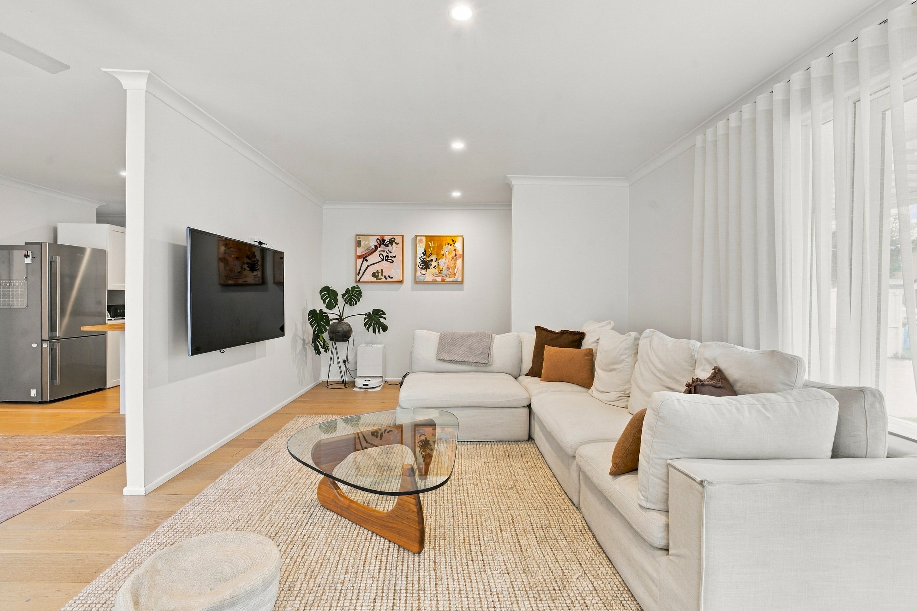 53 Leyte Avenue — photo 3 of 15