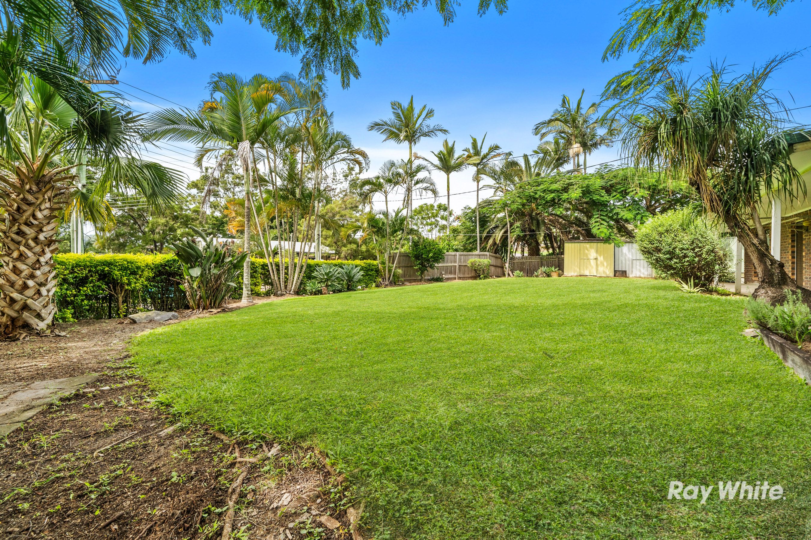 44 Thoms Crescent, Mount Warren Park, QLD 4207