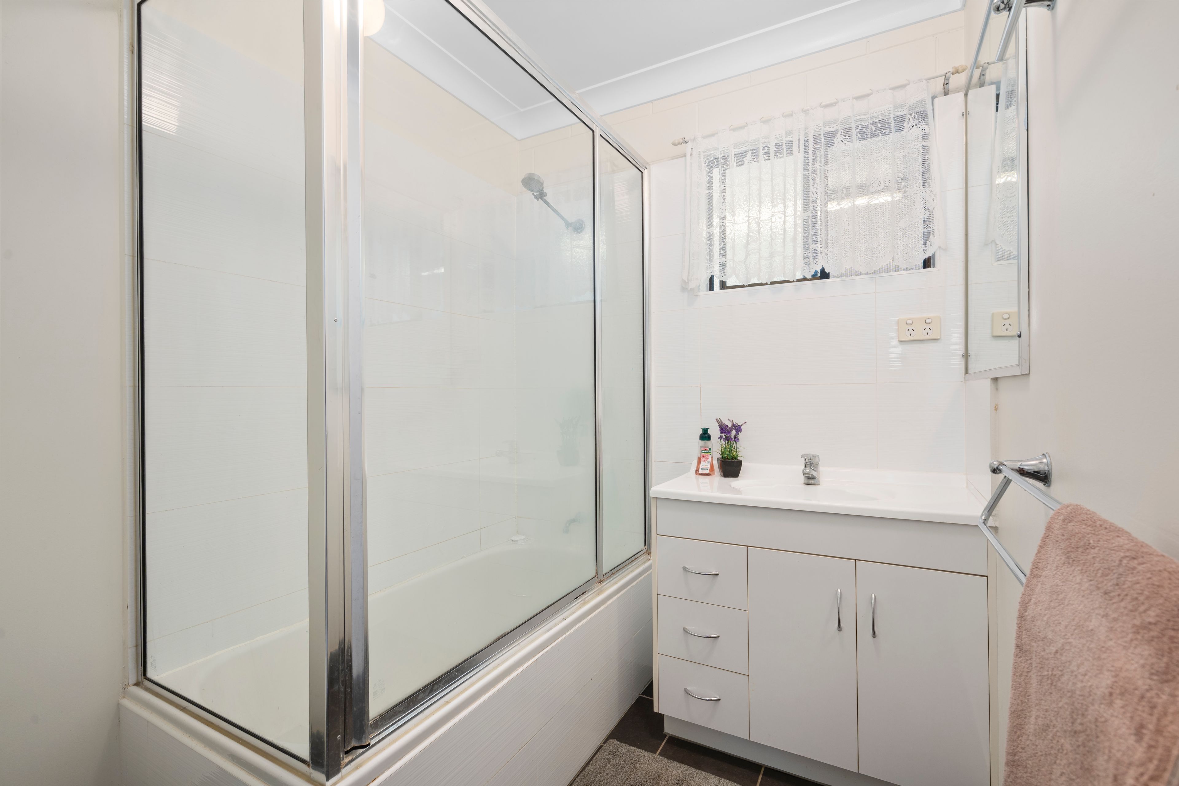 33 Purono Parkway — photo 11 of 14