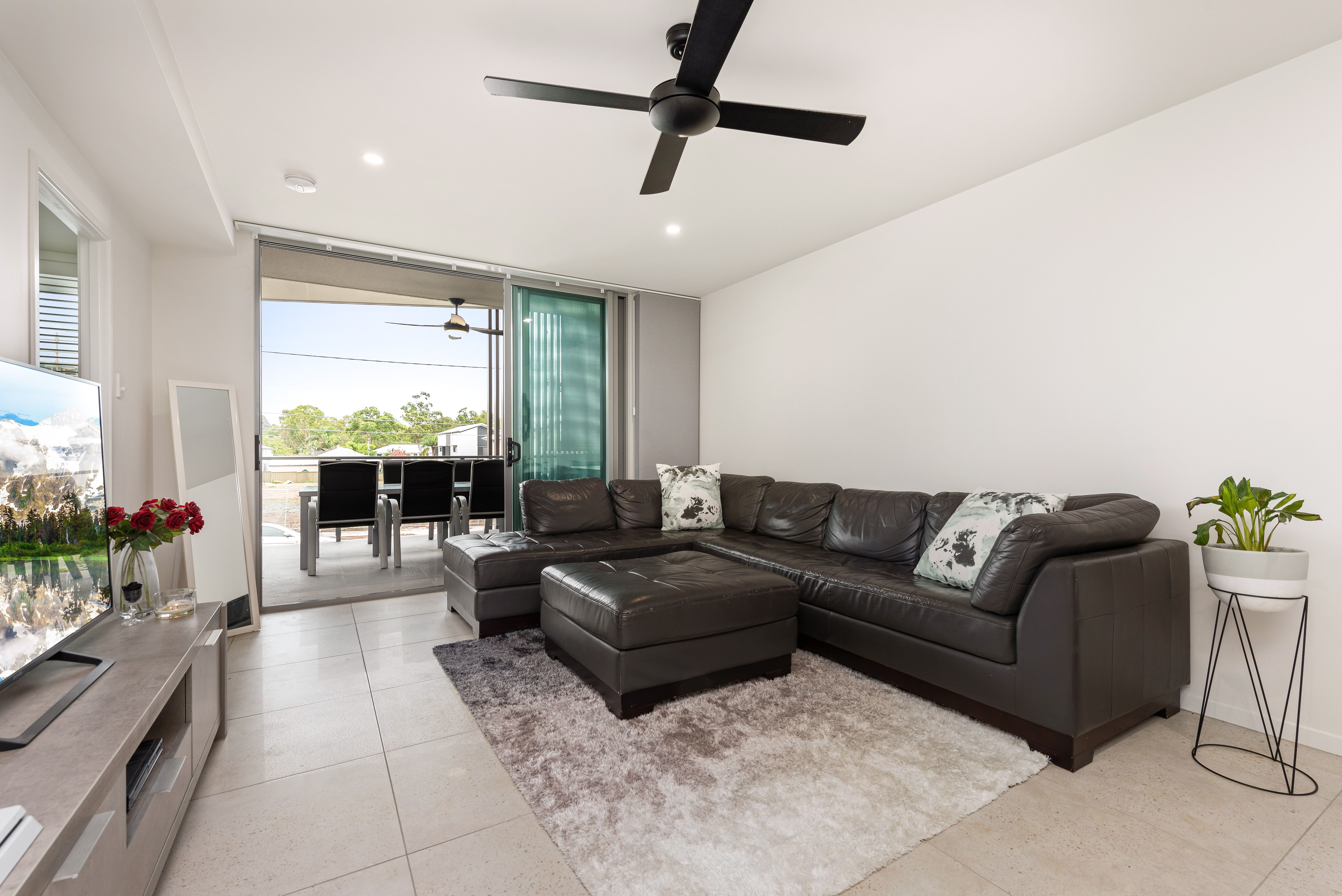 63 Dickenson Street, Carina QLD 4152