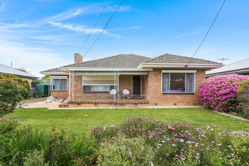 56 William Street — photo from Ray White Rural Albury | Wodonga