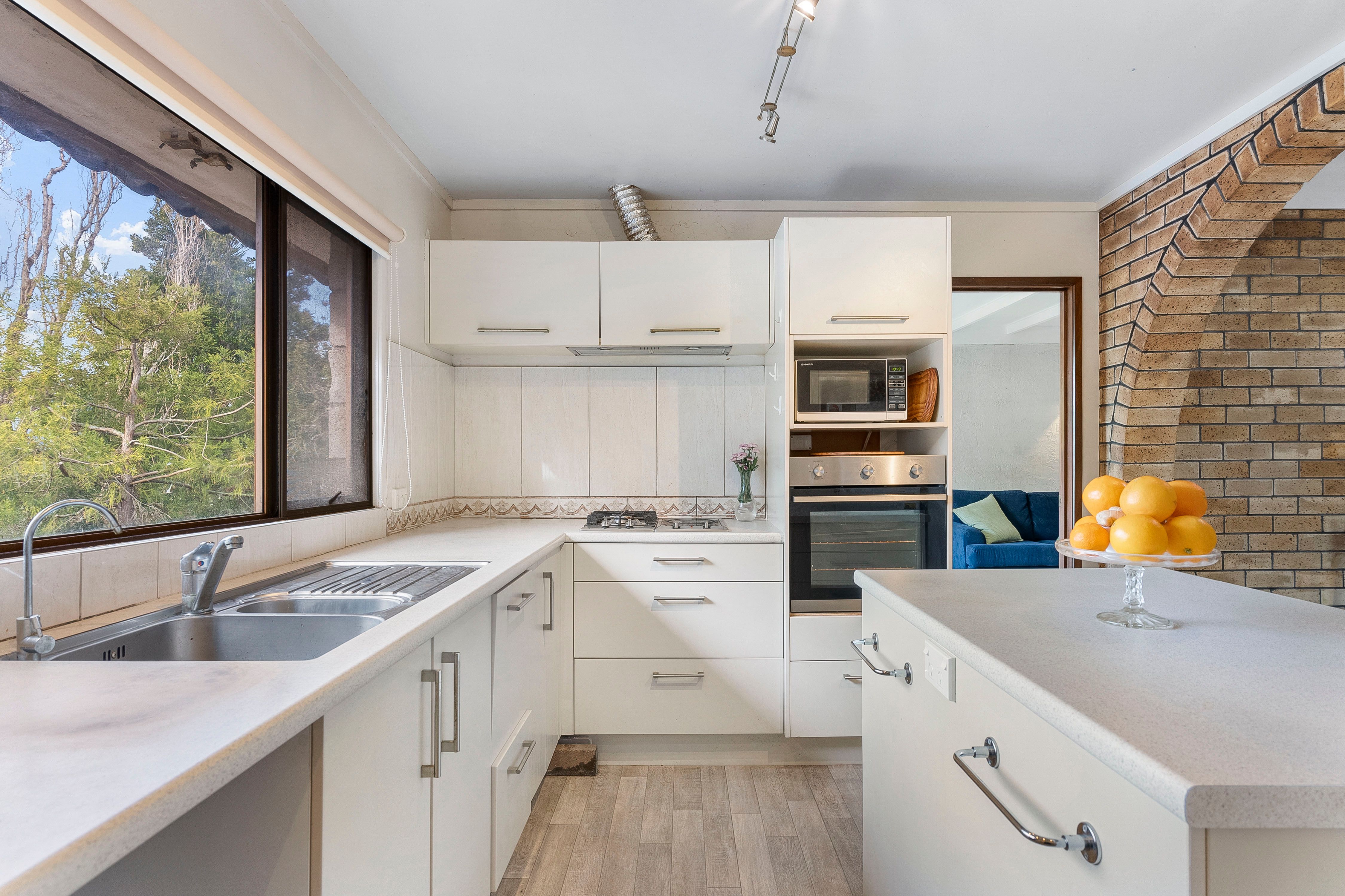 5 Braund Place, Glenfield, North Shore City