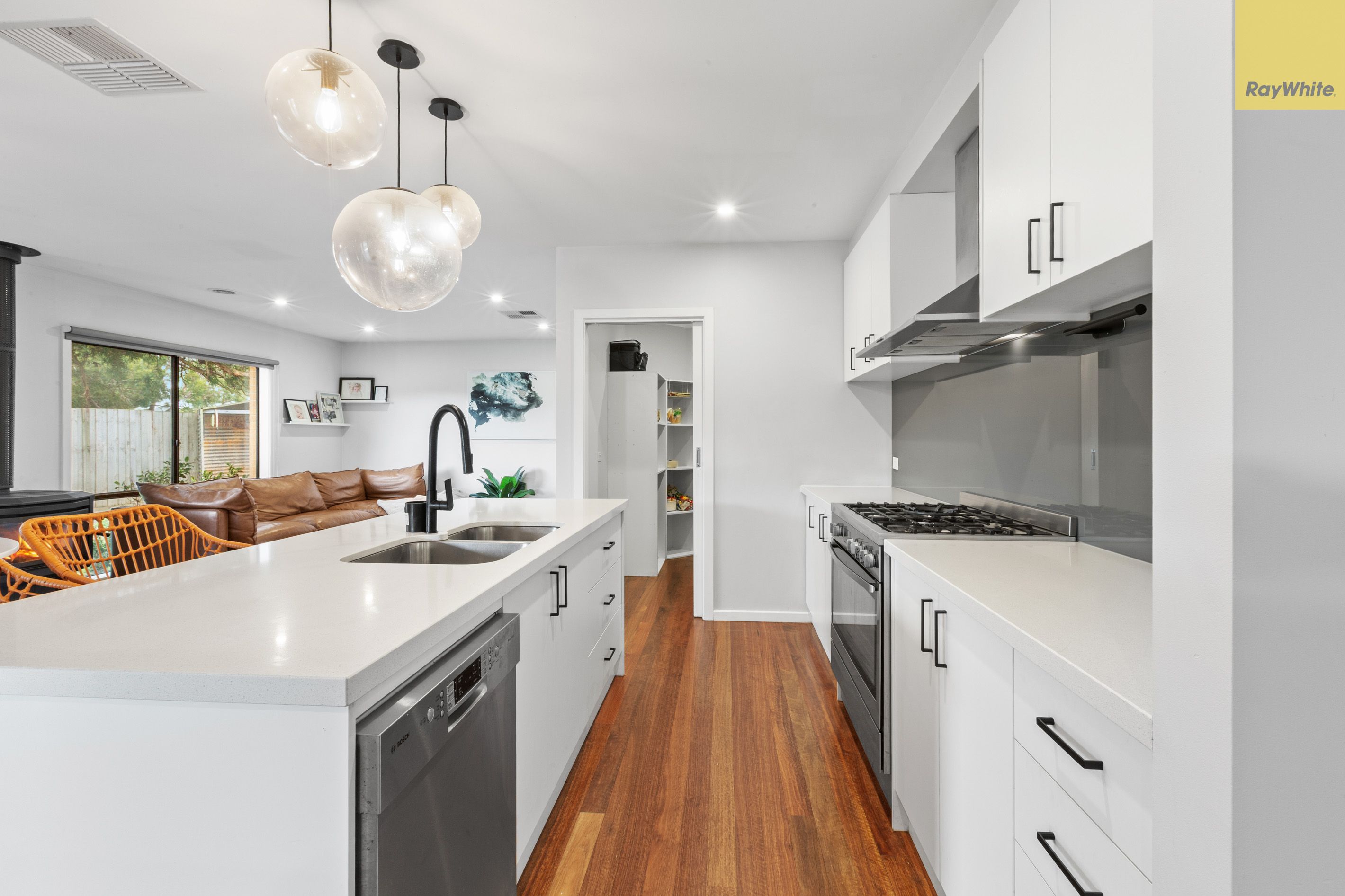 19A Hogan Road — photo 4 of 18