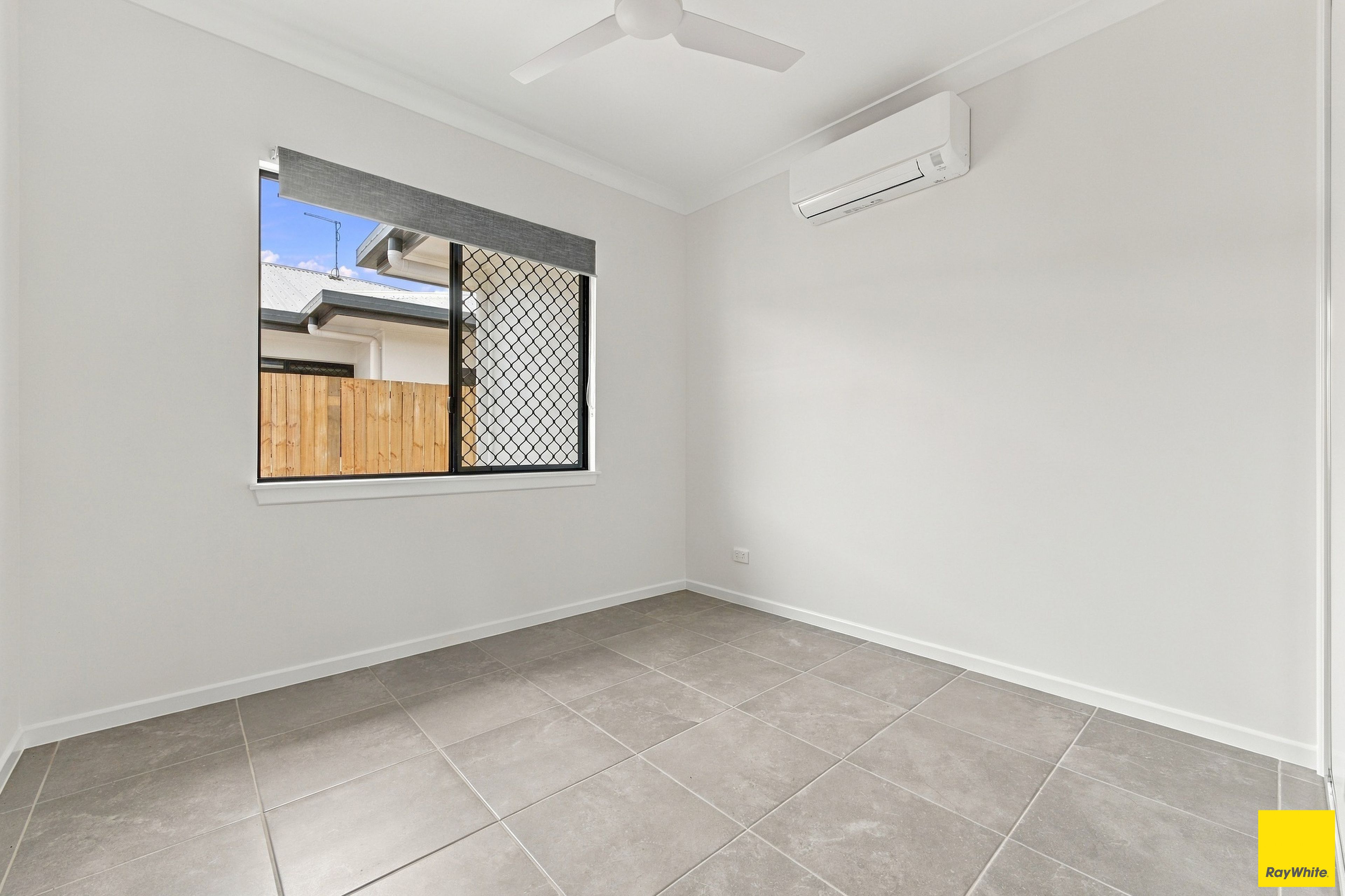 2 Kylie Close — photo 10 of 28