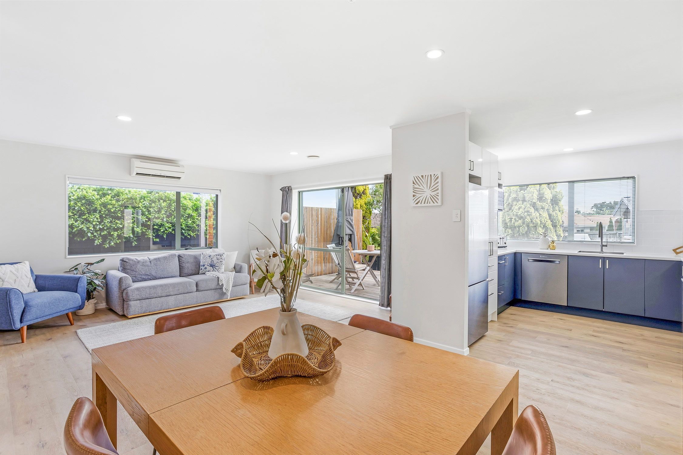 678B Te Atatu Road, Te Atatu Peninsula, Waitakere City