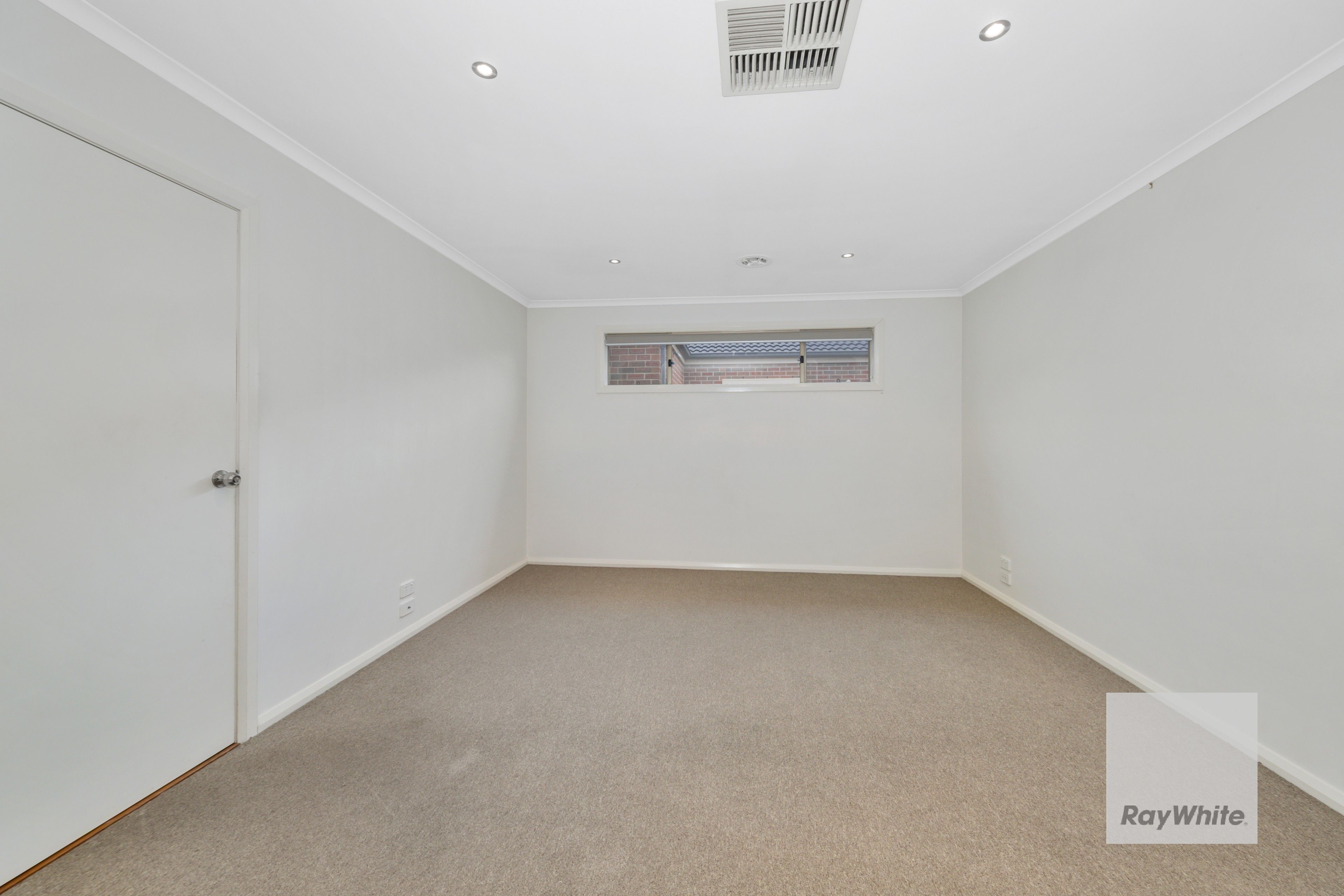 11 Omarama Way, Taylors Hill, VIC 3037