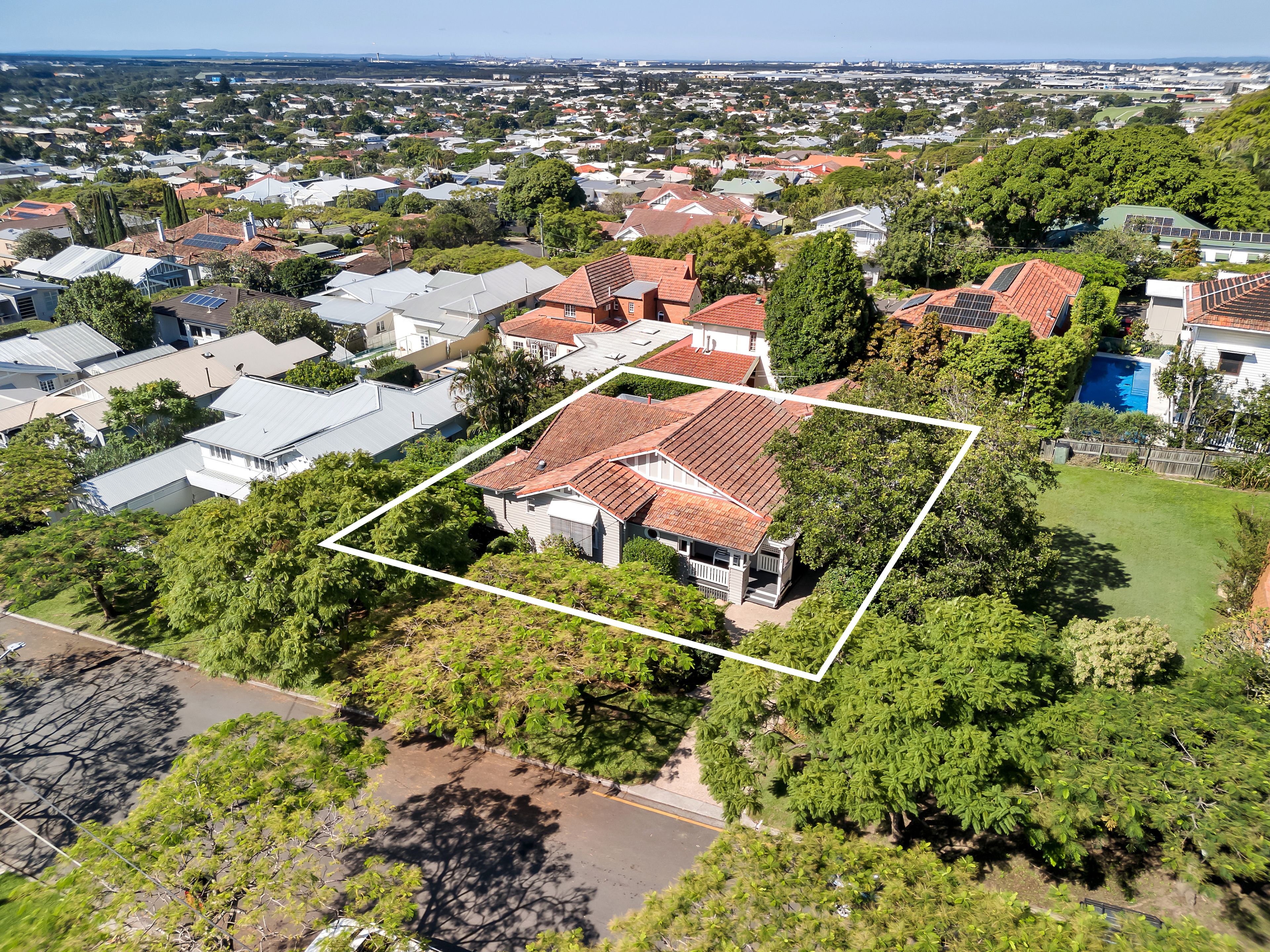 7 Enderley Avenue, Clayfield, QLD 4011