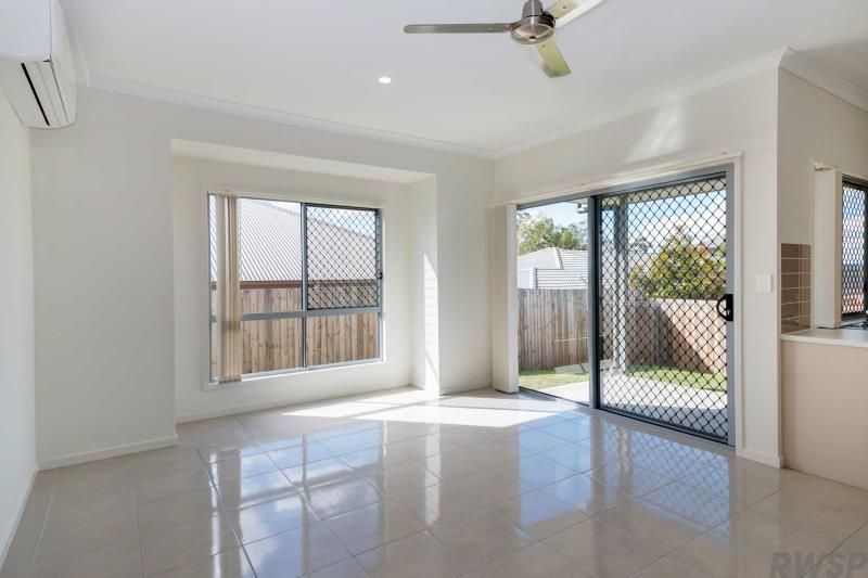 1/5 Hermes Way, Wulkuraka, QLD 4305