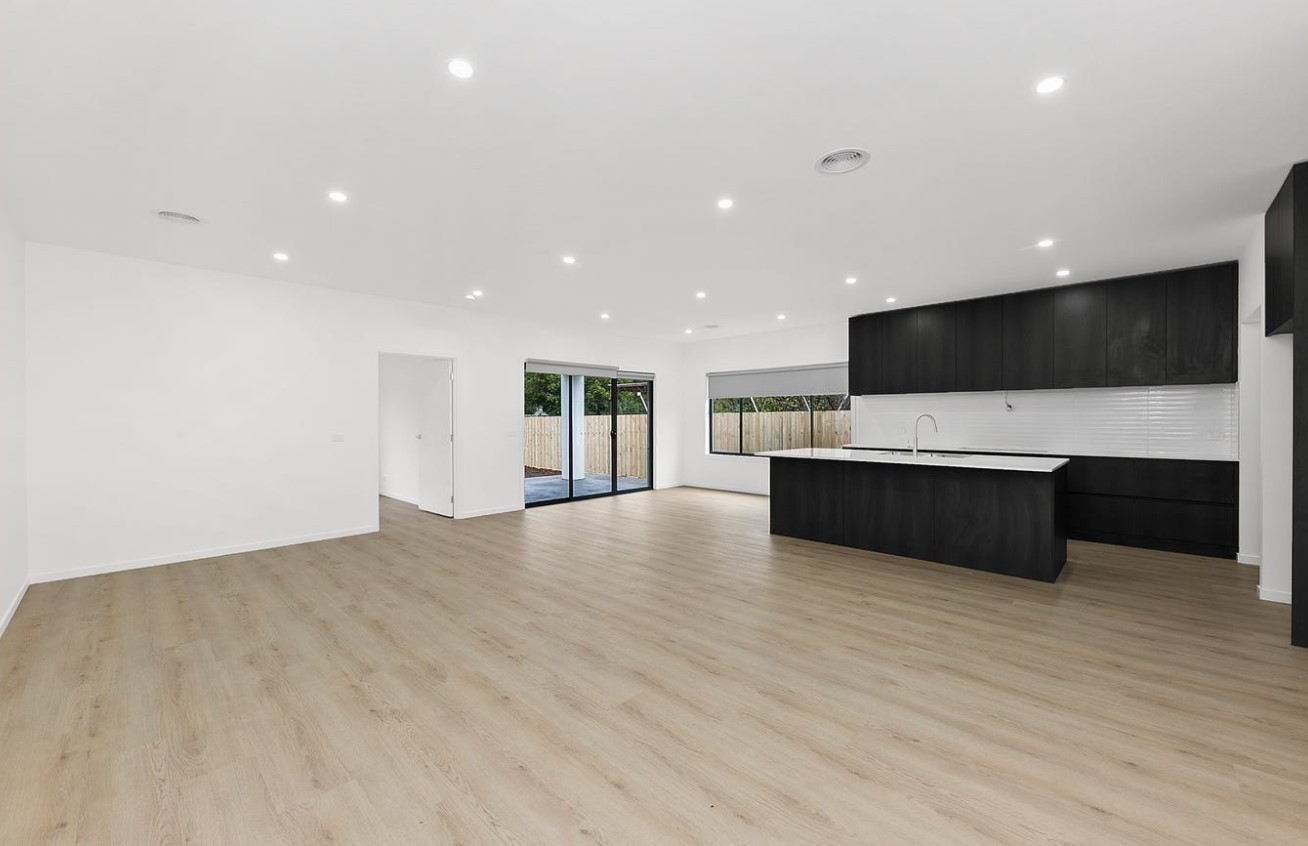 19 Glenwood Avenue, Glen Waverley, VIC 3150