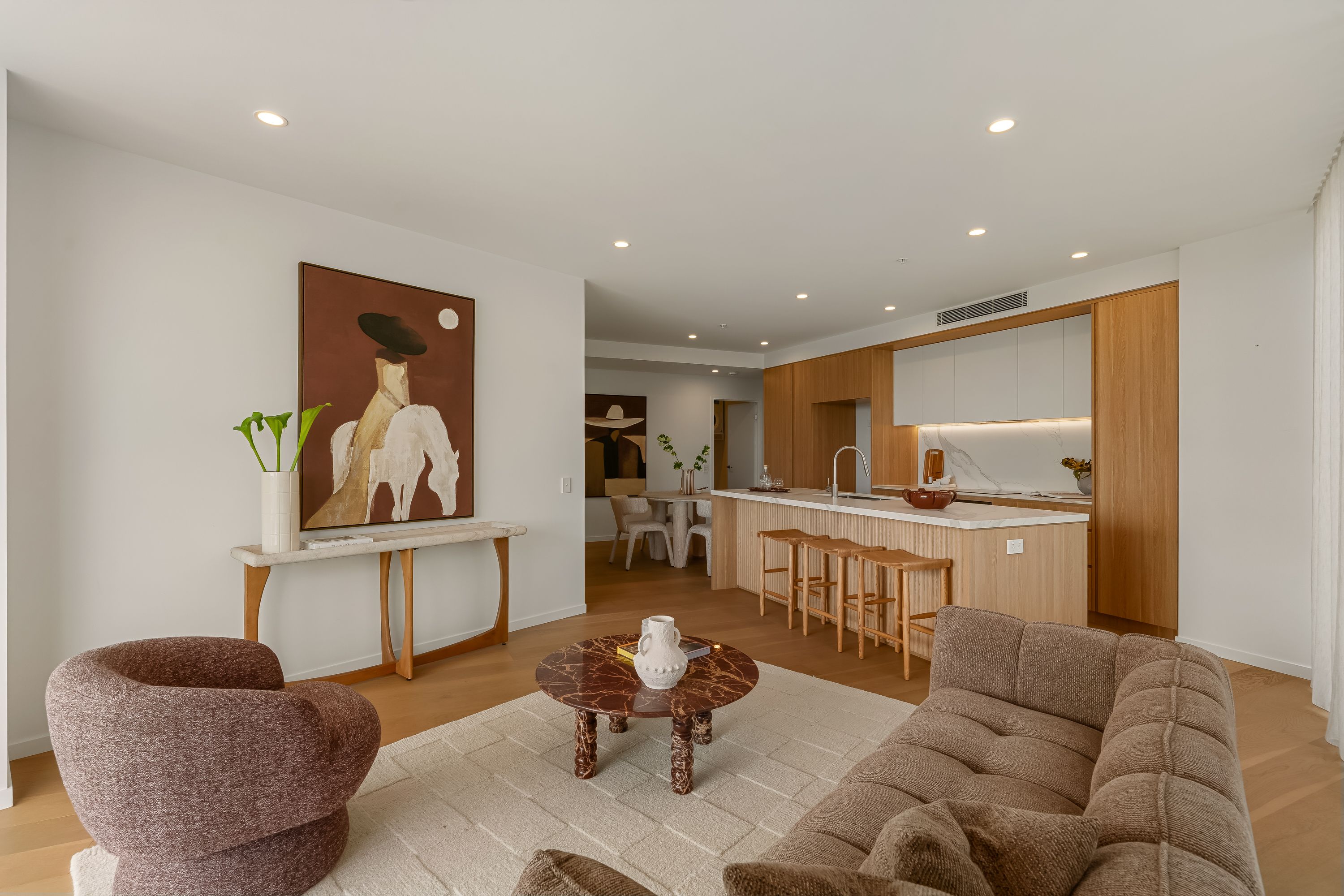 20701/11-23 Cronin Avenue — photo 5 of 27