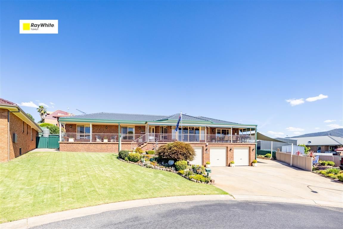 8 Coolamine Circuit, Tumut NSW 2720