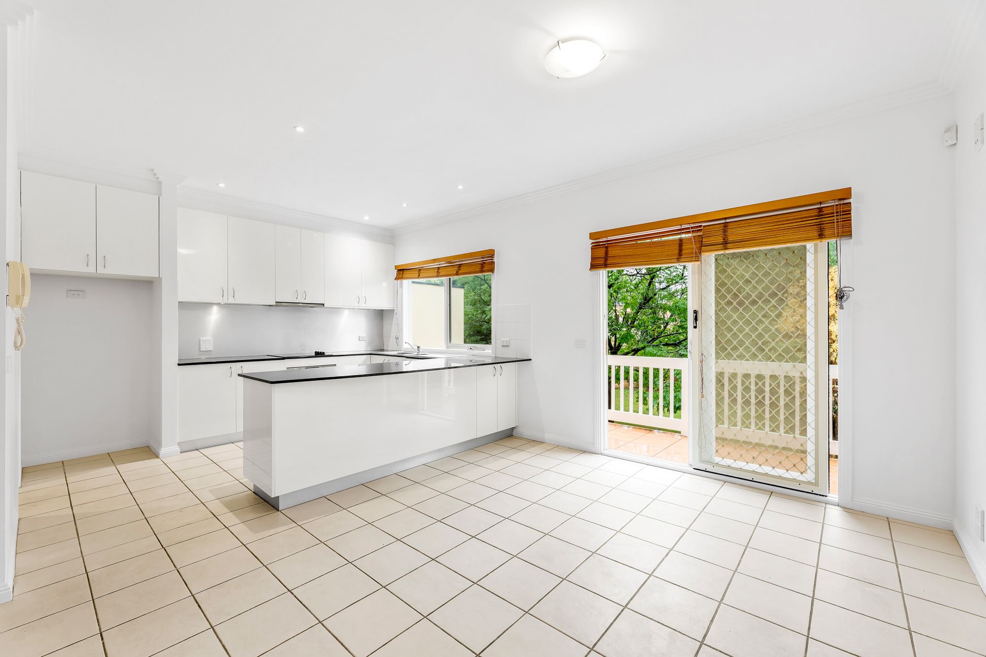12/27 Oxford Street, Box Hill, VIC 3128