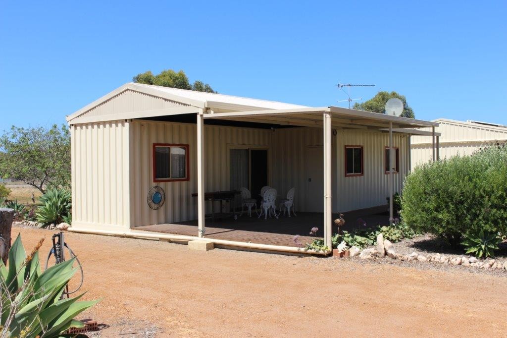 109 Brennand Road, Dongara, WA 6525