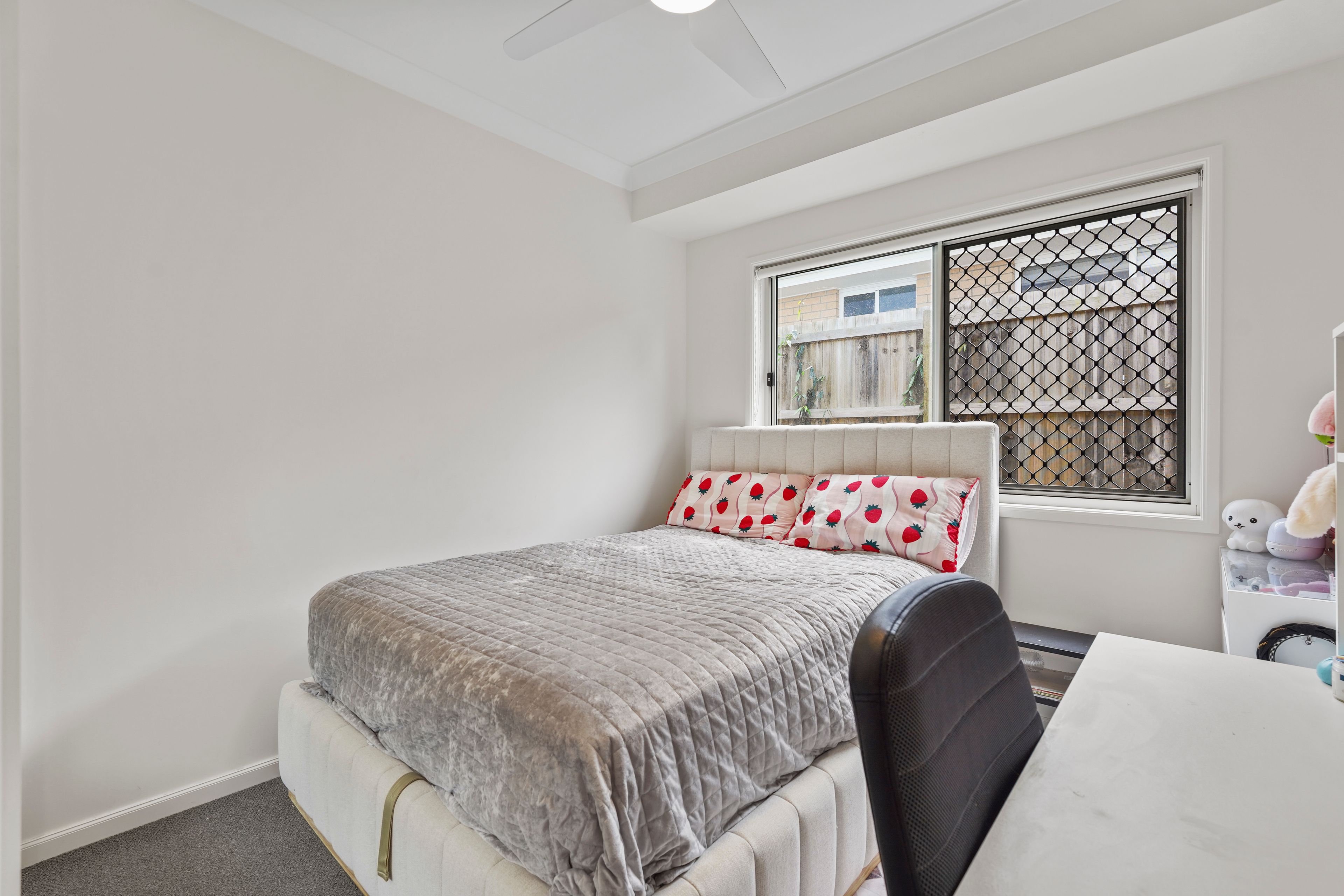 16 Elm Avenue — photo 8 of 18