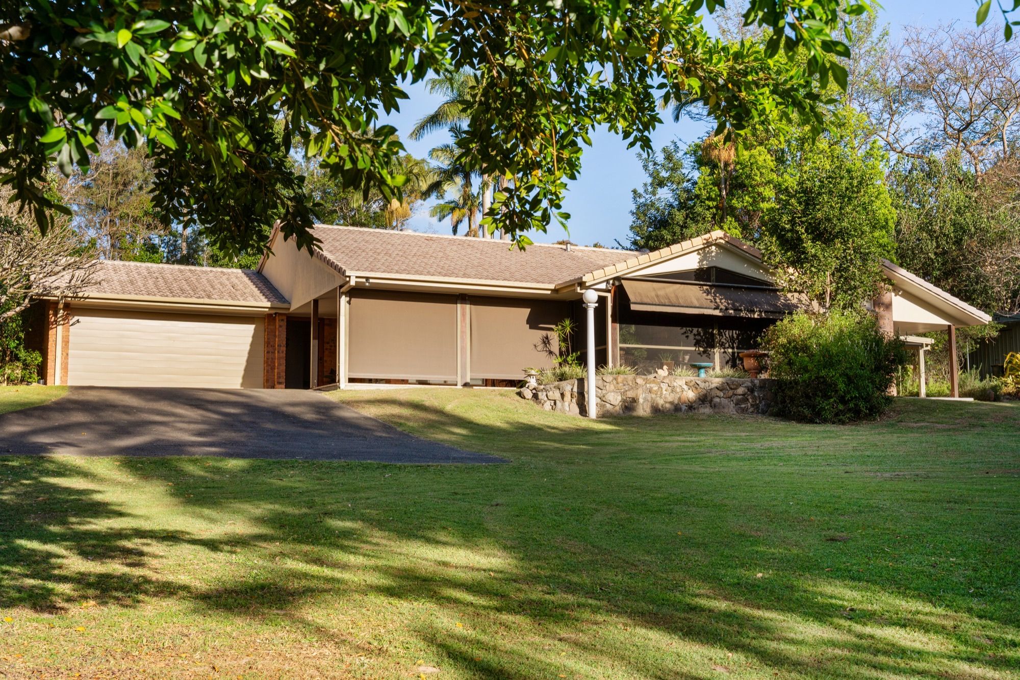 4 Serendipity Drive, Samford Valley, QLD 4520