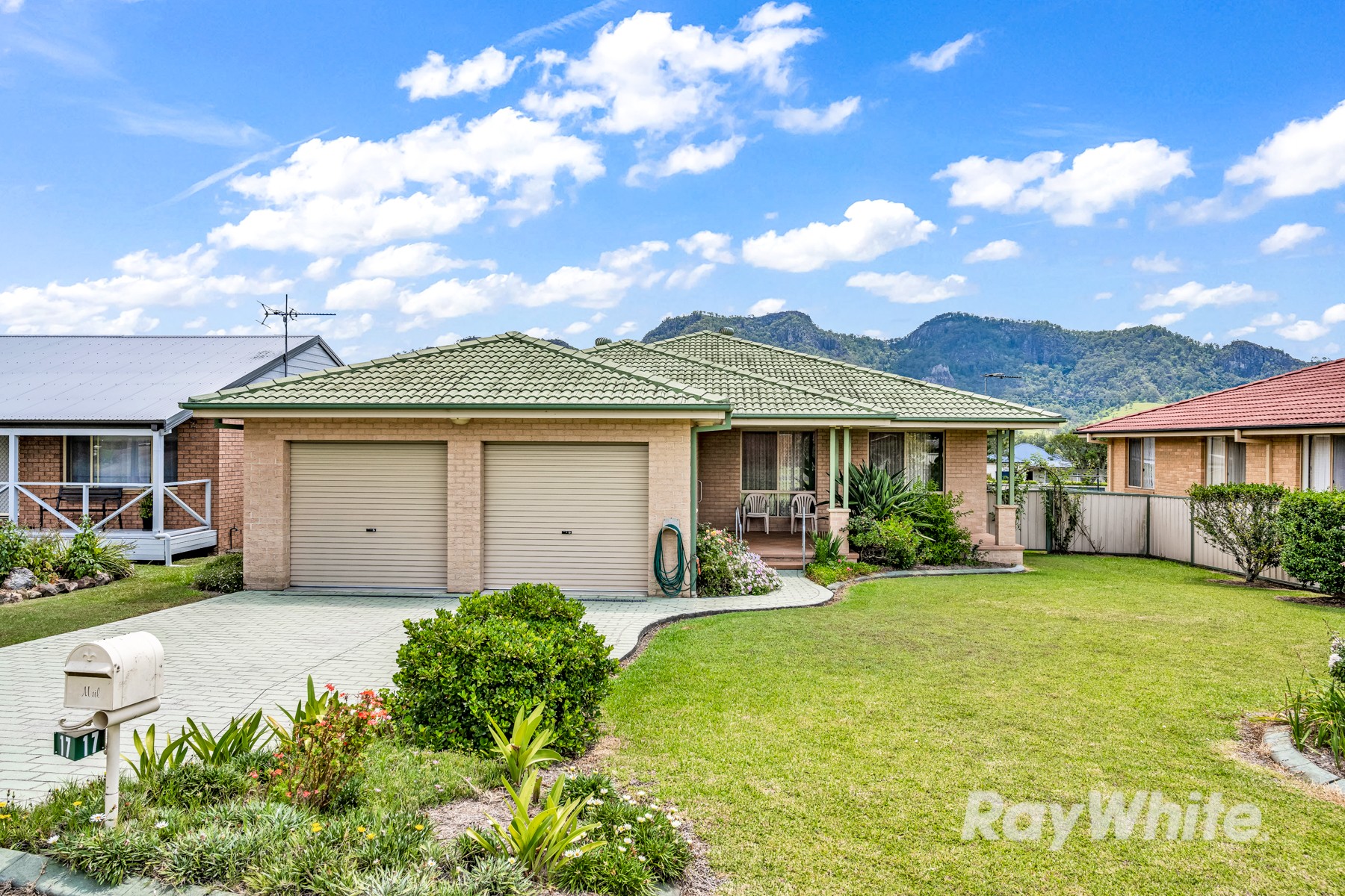 17 Carter Crescent, Gloucester, NSW 2422
