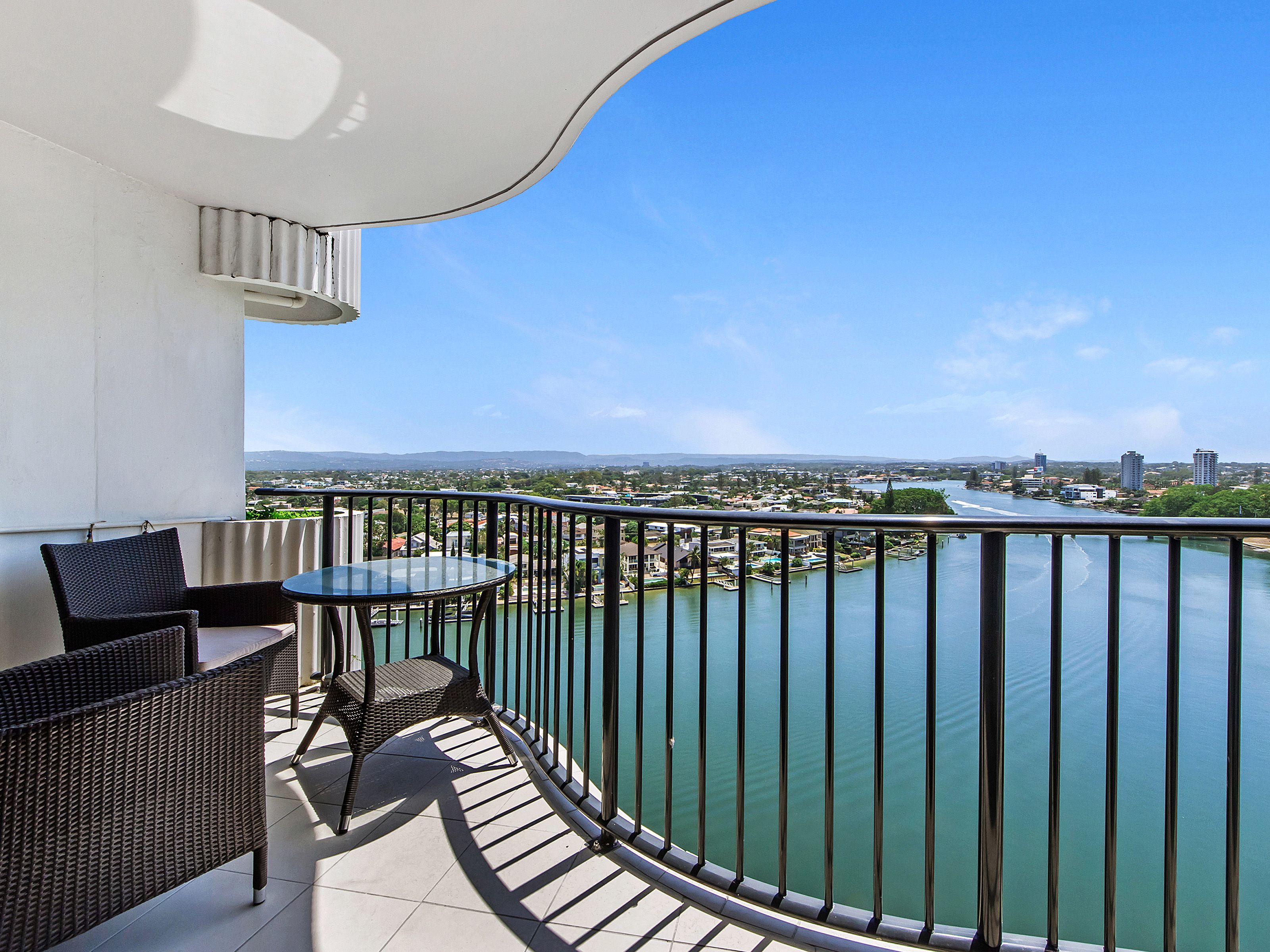 61/2940 Gold Coast Highway, Surfers Paradise, QLD 4217