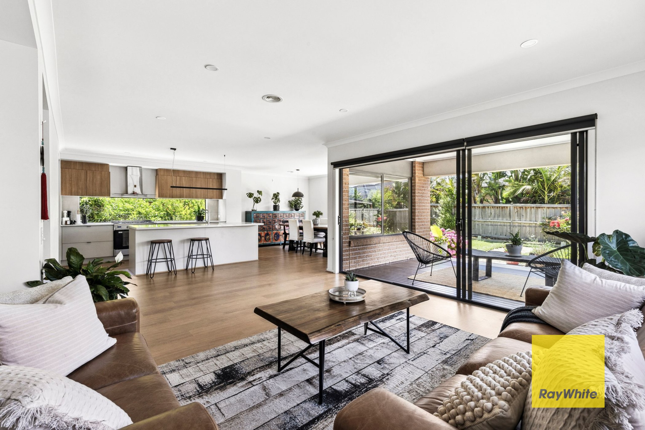 24 Momentum Drive, MOUNT DUNEED, VIC 3217