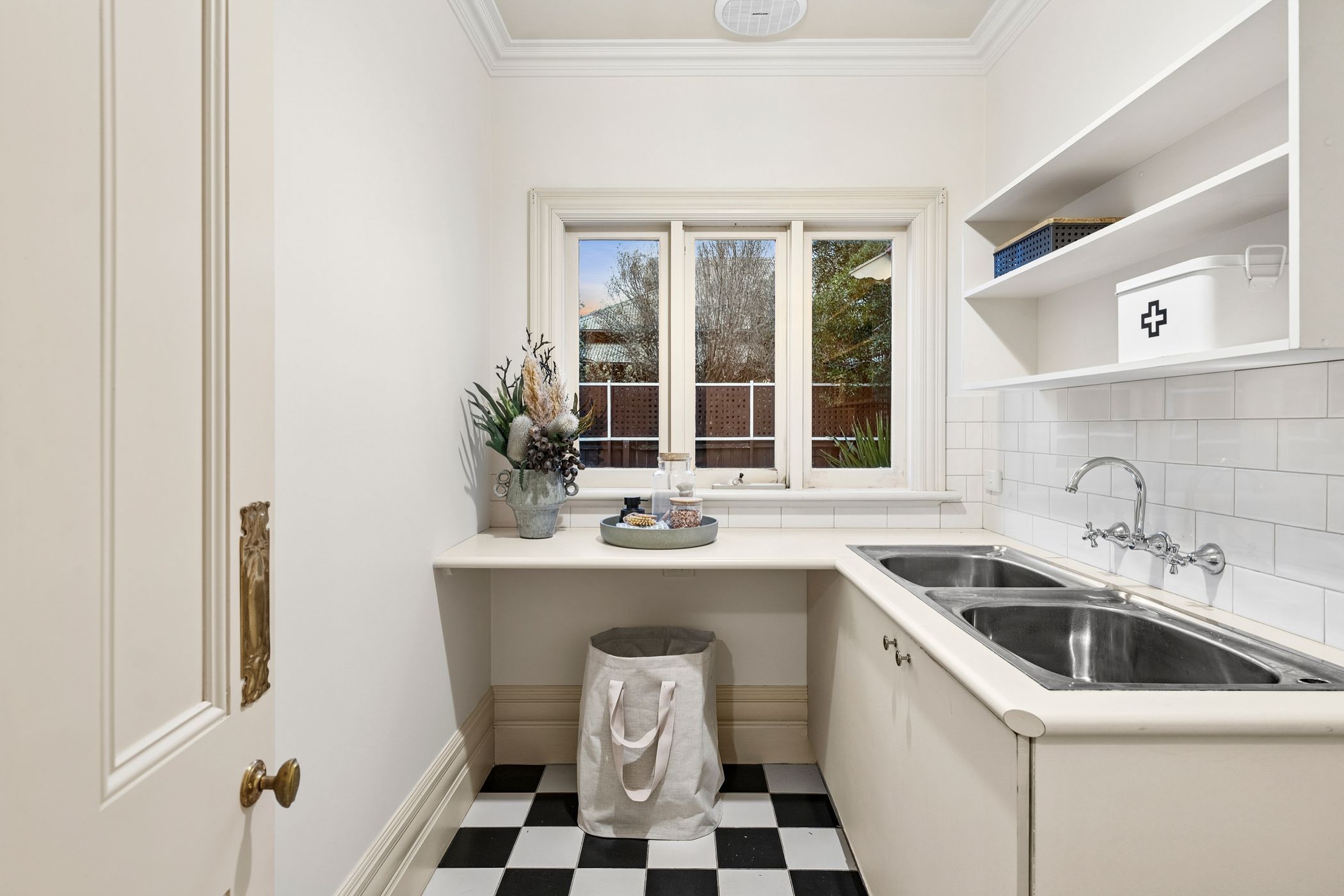 7 Balmoral Crescent — photo 14 of 30