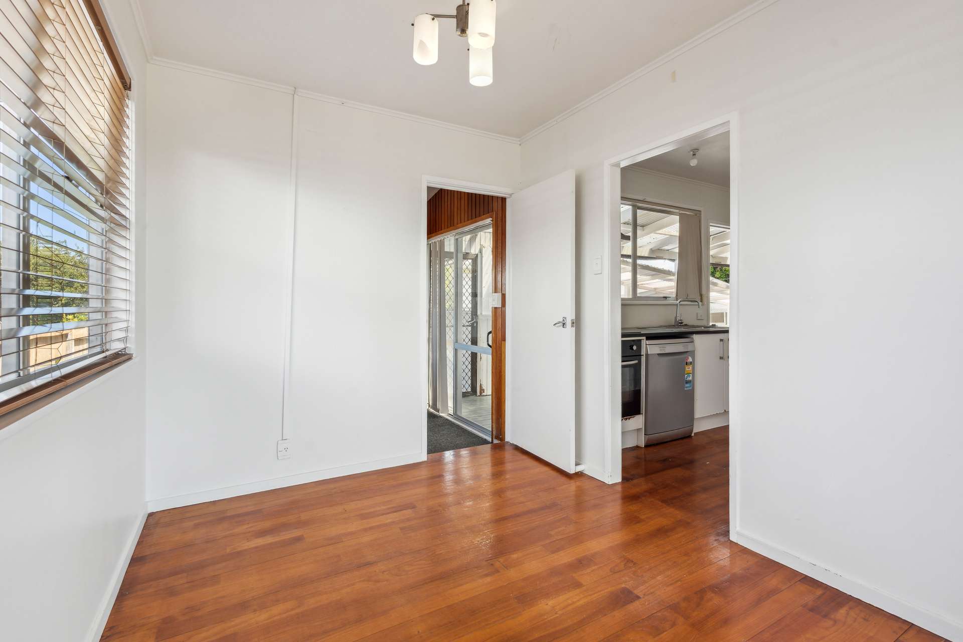 35 Fairlight Place photo 6