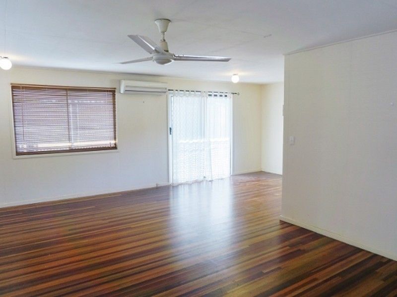 2 Lorimer Street, Springwood, QLD 4127