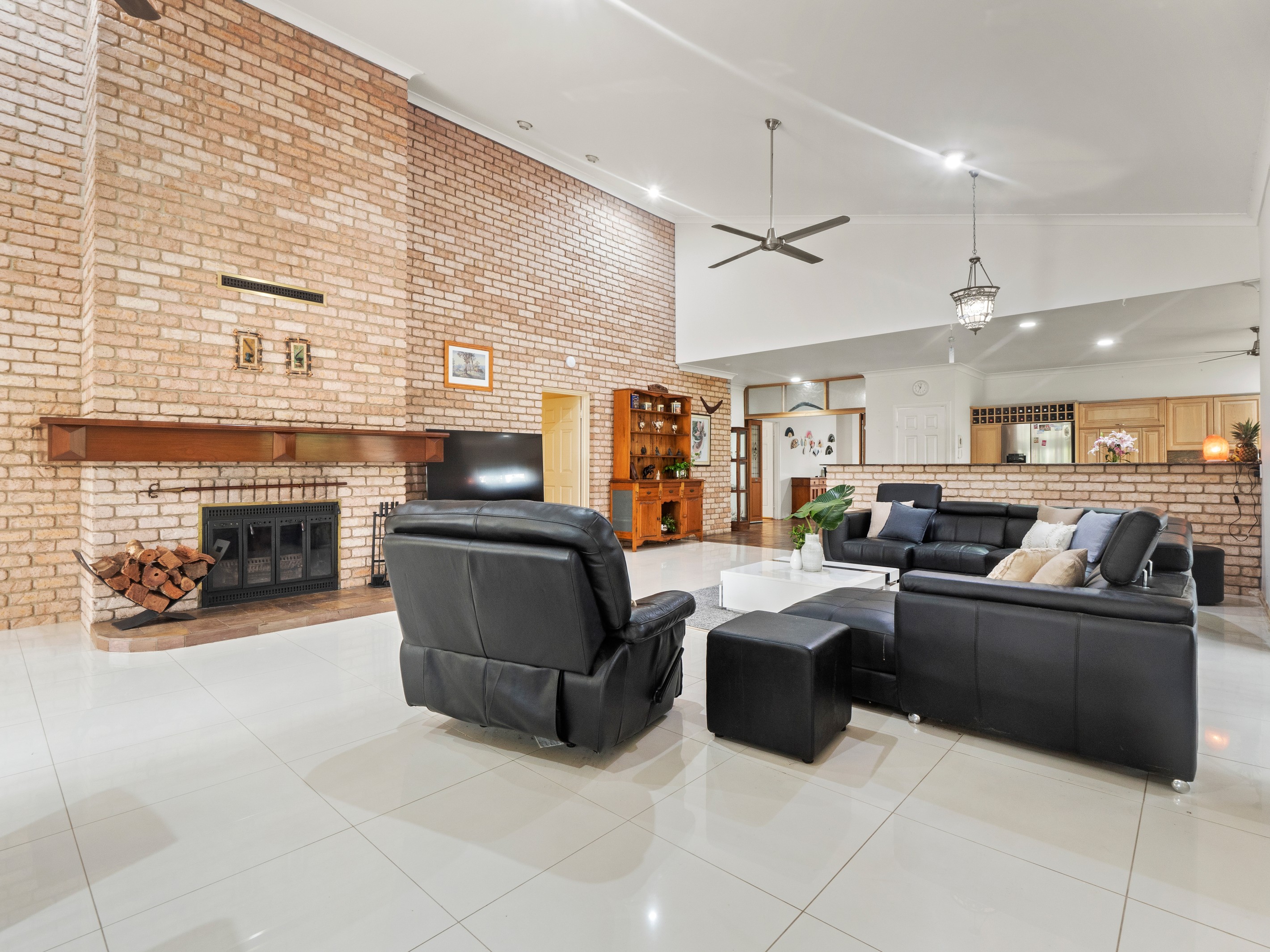 18A Uplands Drive, Parkwood, QLD 4214