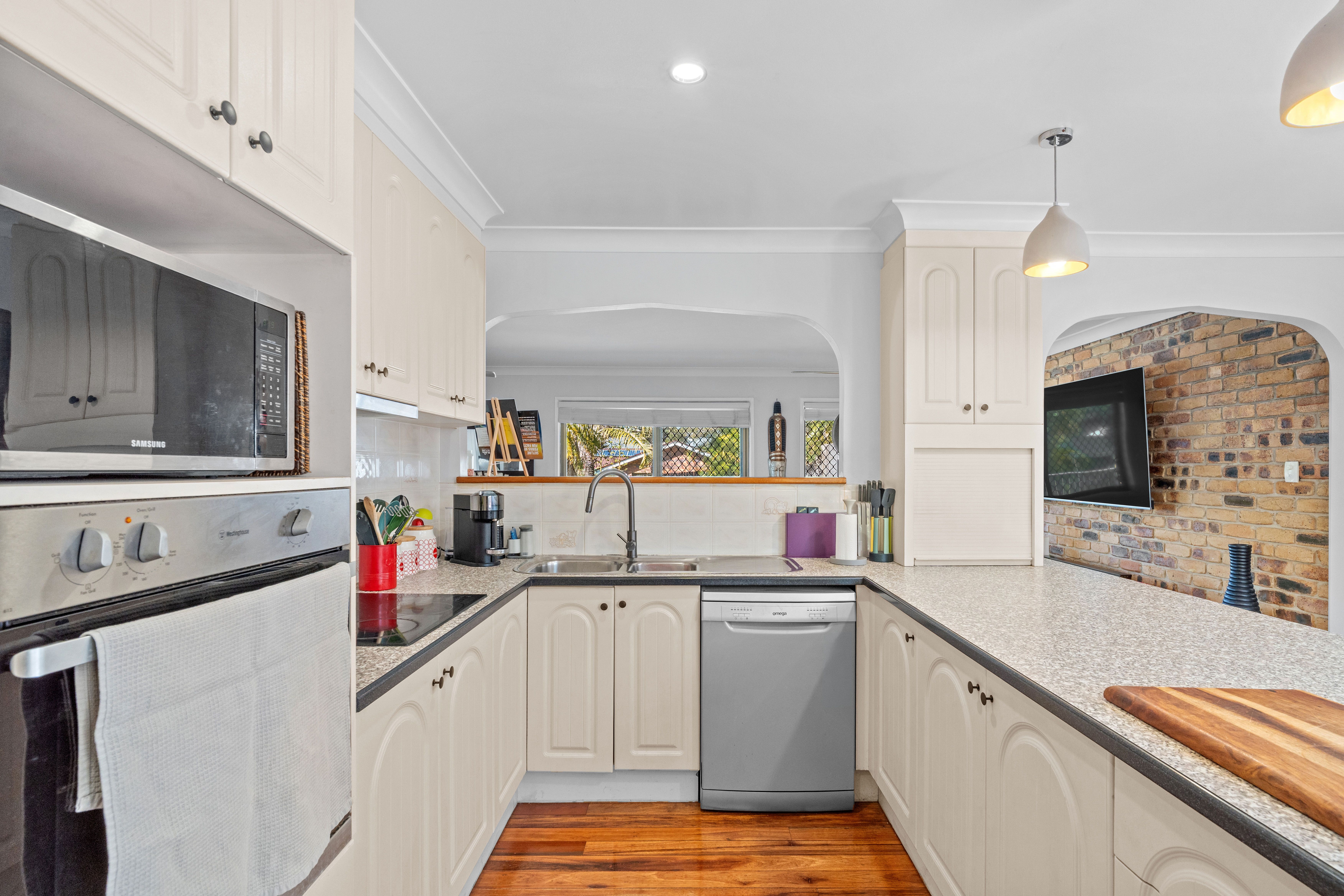 14 Monica Street — photo 8 of 28