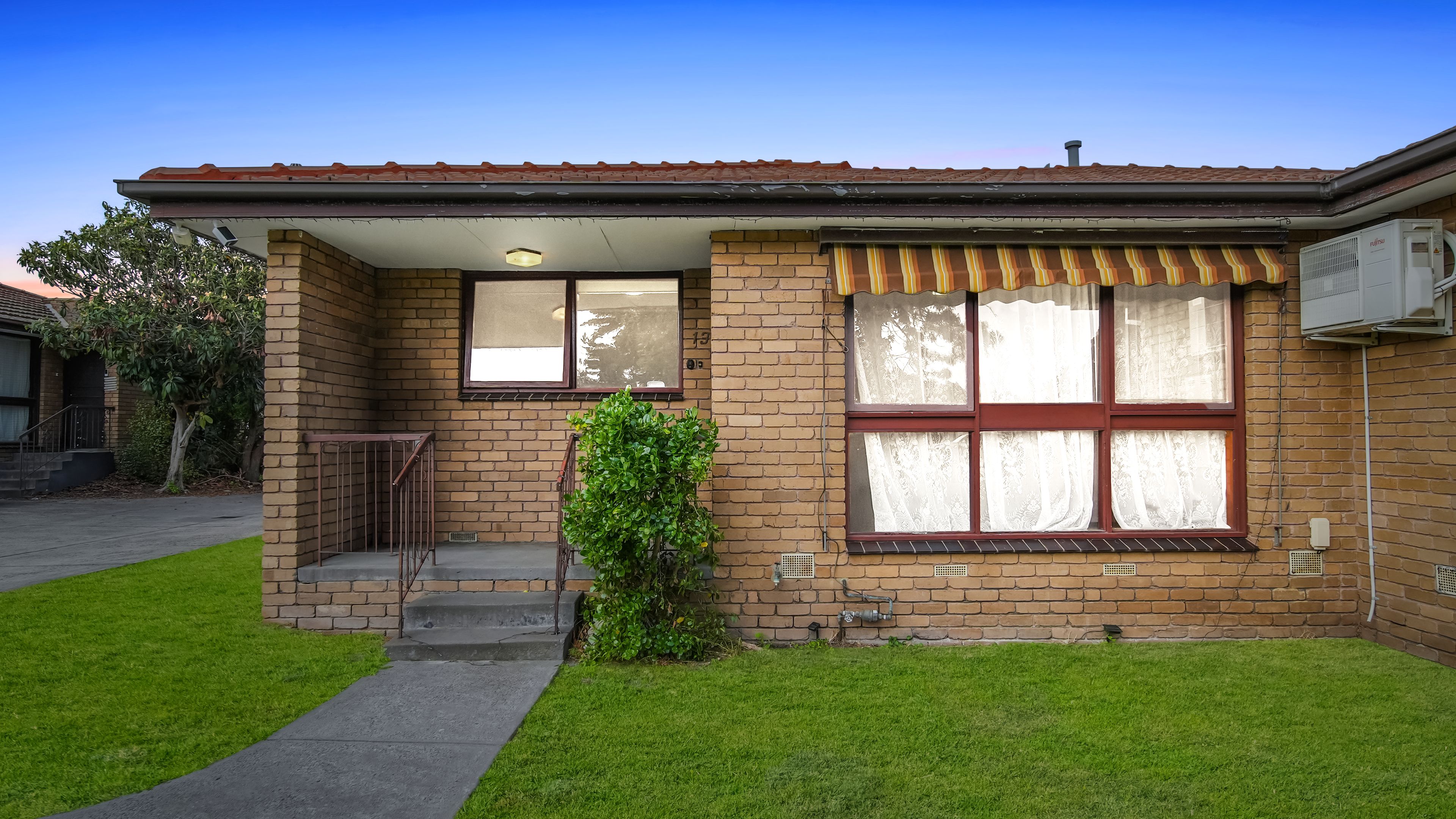 83 View Road, Springvale VIC 3171