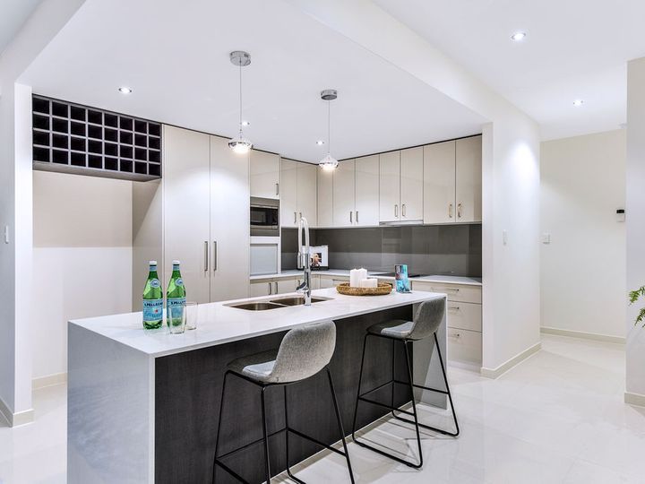 3/206 Cotlew Street, Ashmore, QLD 4214