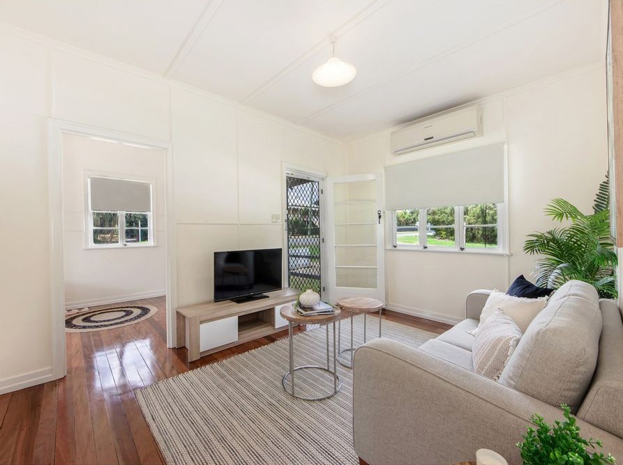 11A Cemetery Road, Raceview, QLD 4305