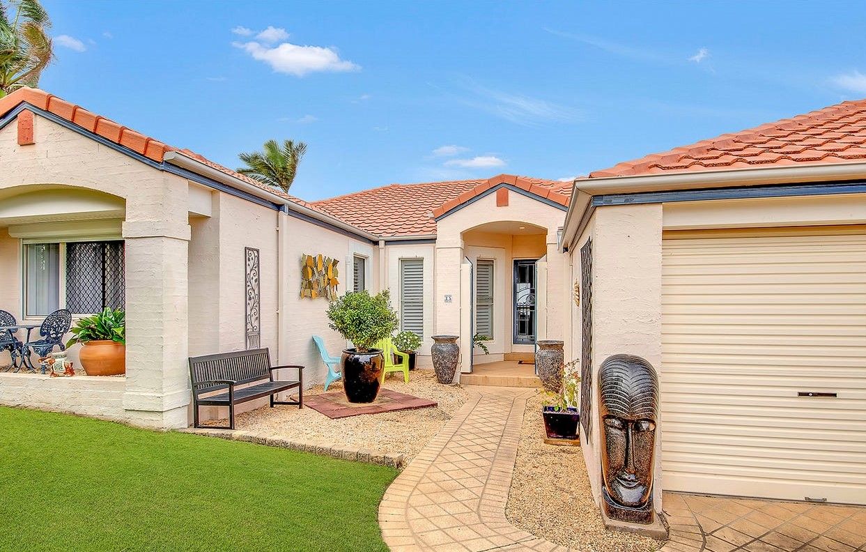 35 Banksia Place, Taranganba, QLD 4703