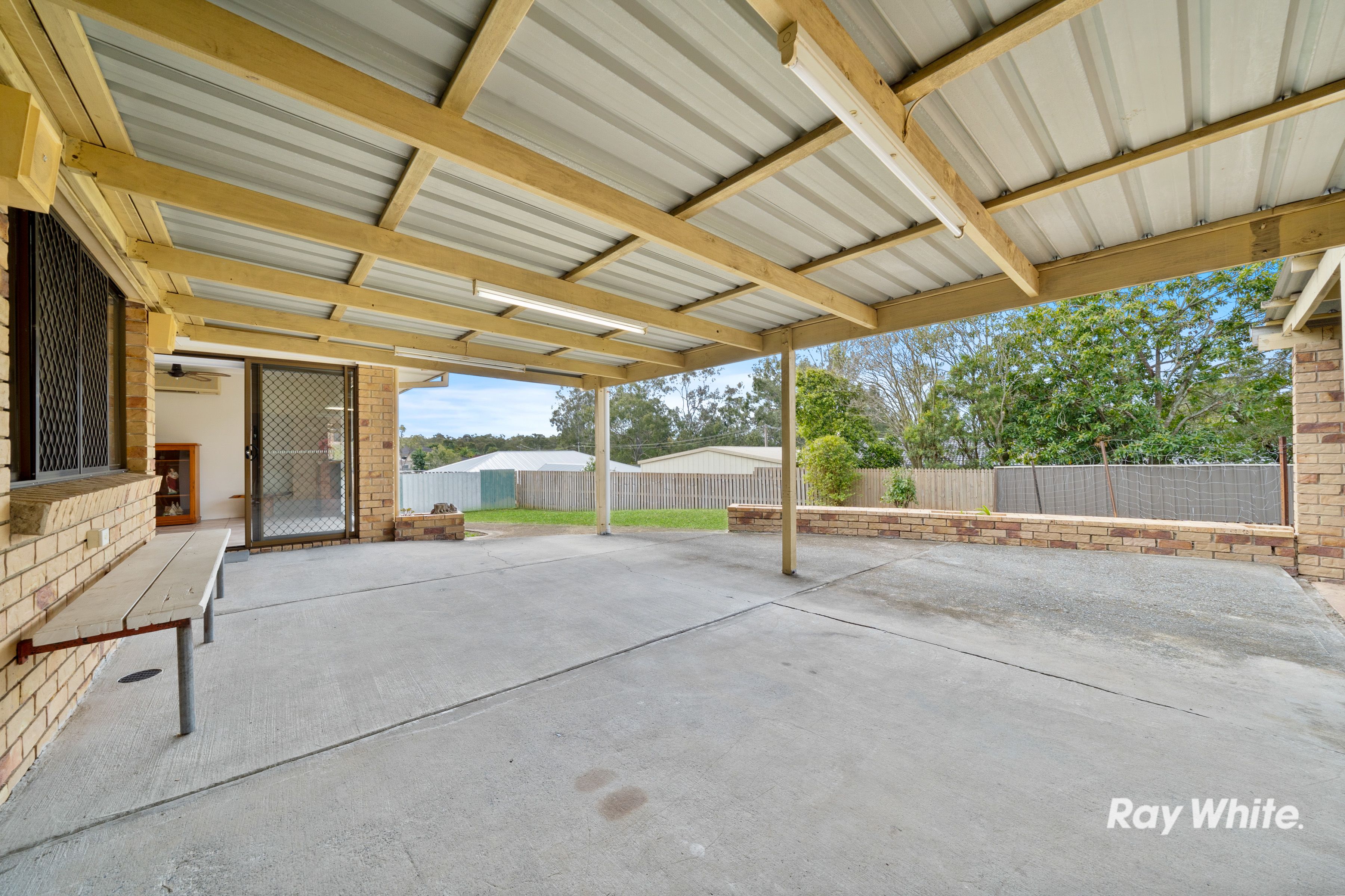 195 Castile Crescent — photo 12 of 19