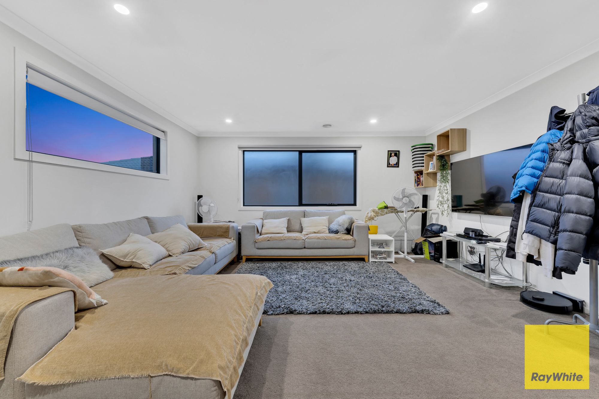 32 Samsara Avenue — photo 11 of 29