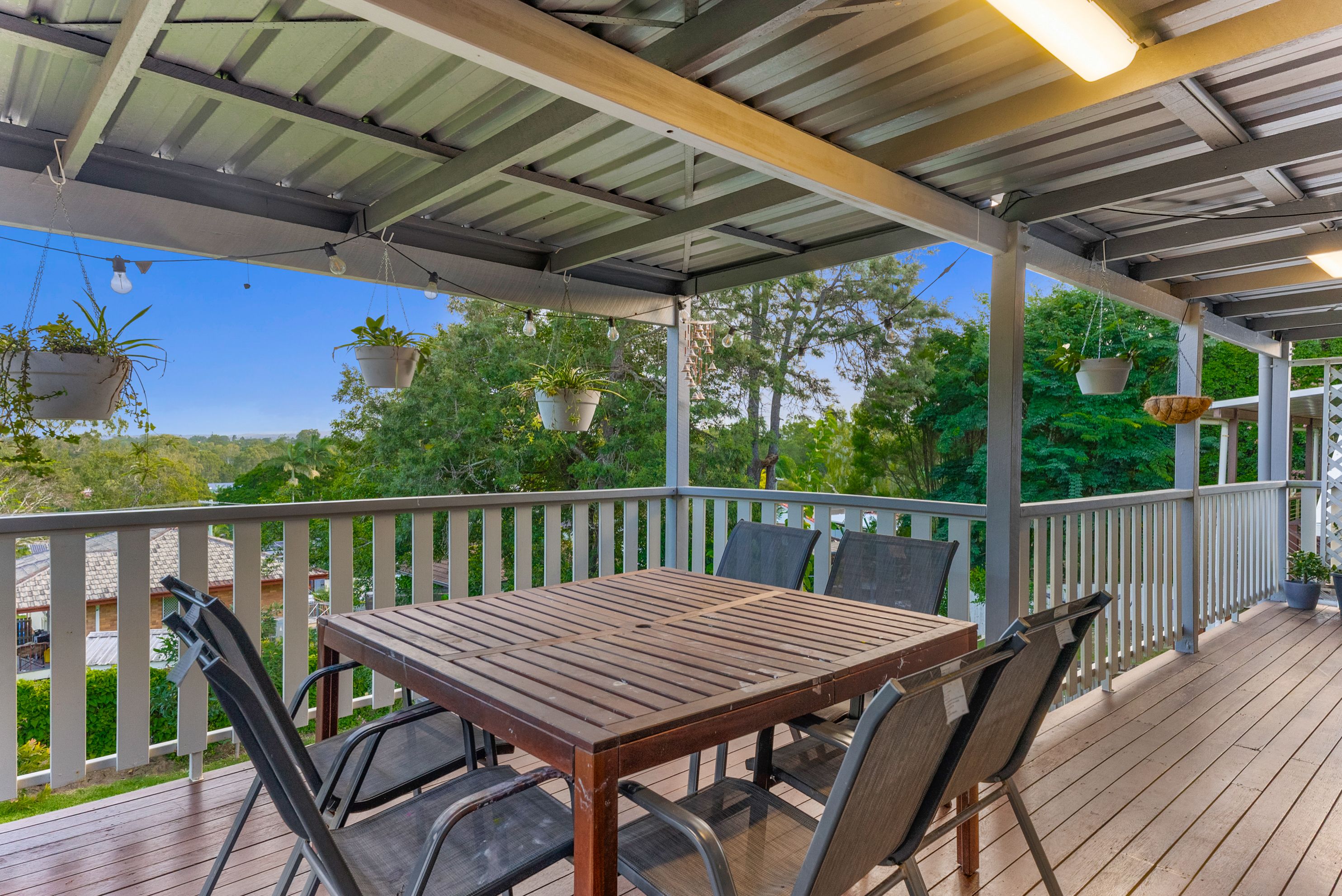 9 Crest Street, Kallangur, QLD 4503