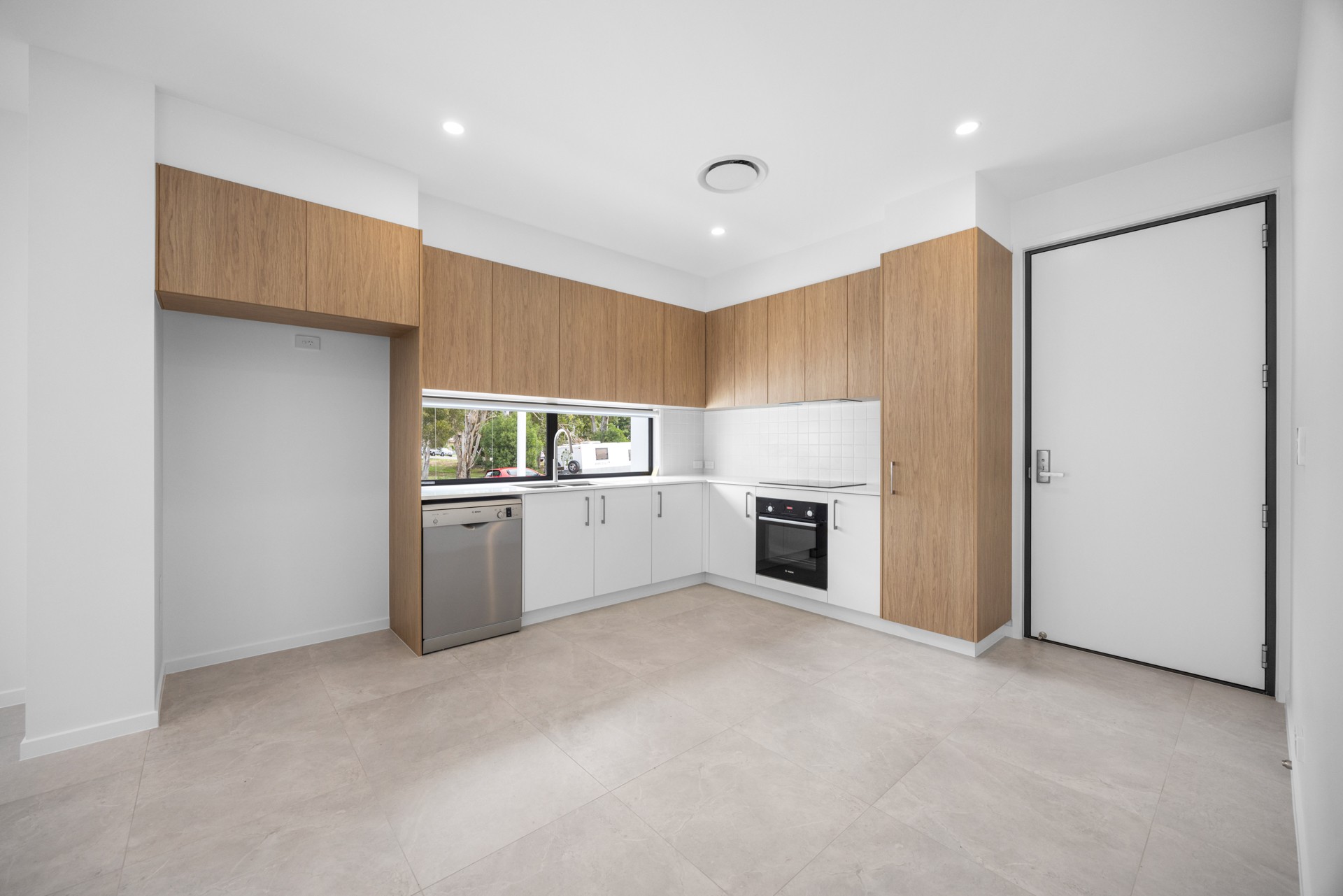 2/5-7 Norman Avenue, Maroochydore, QLD 4558